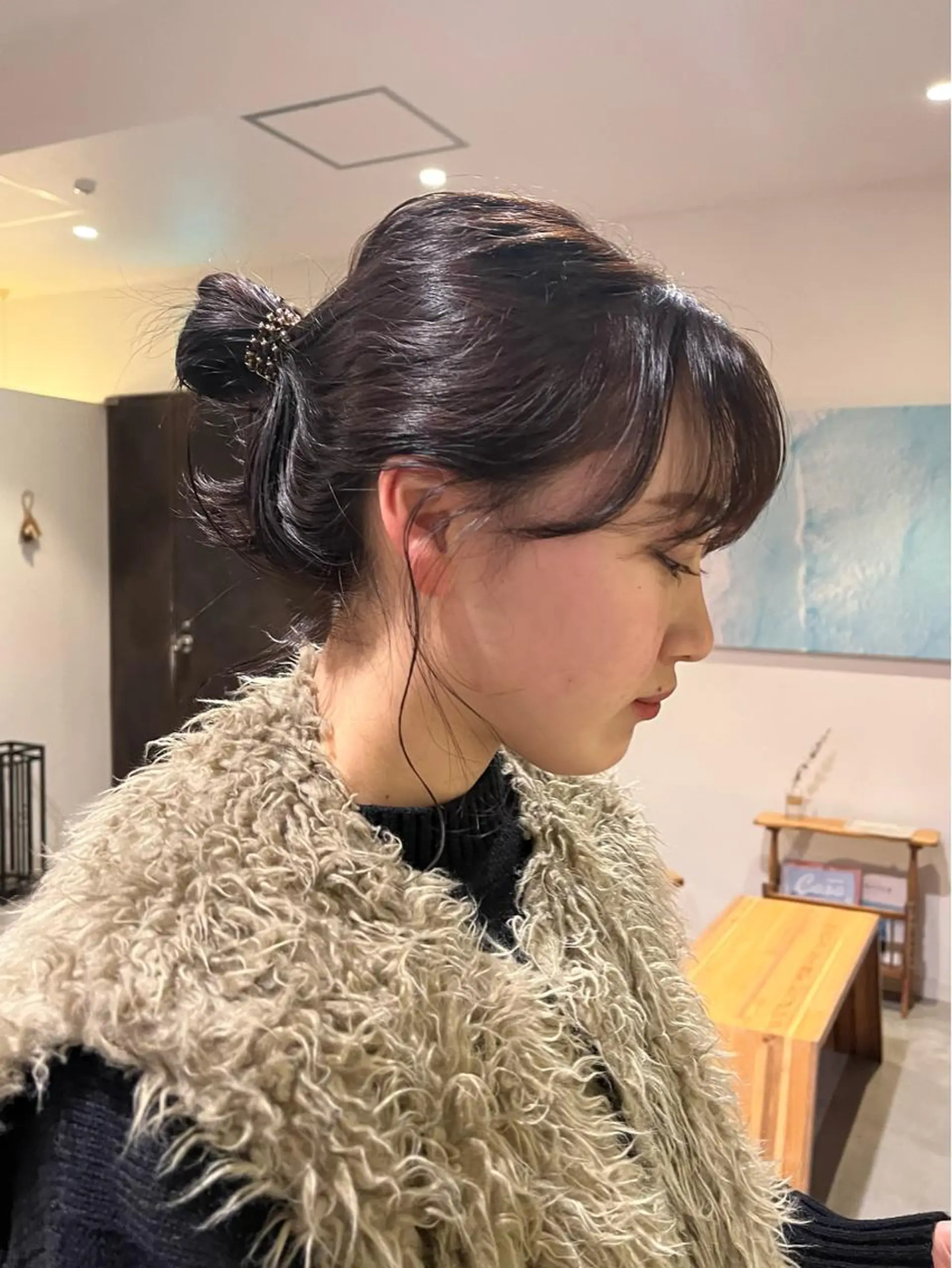 セミロング カラー ヘアアレンジ お団子ヘア HOM所属・HOM chisaのヘアスタイル