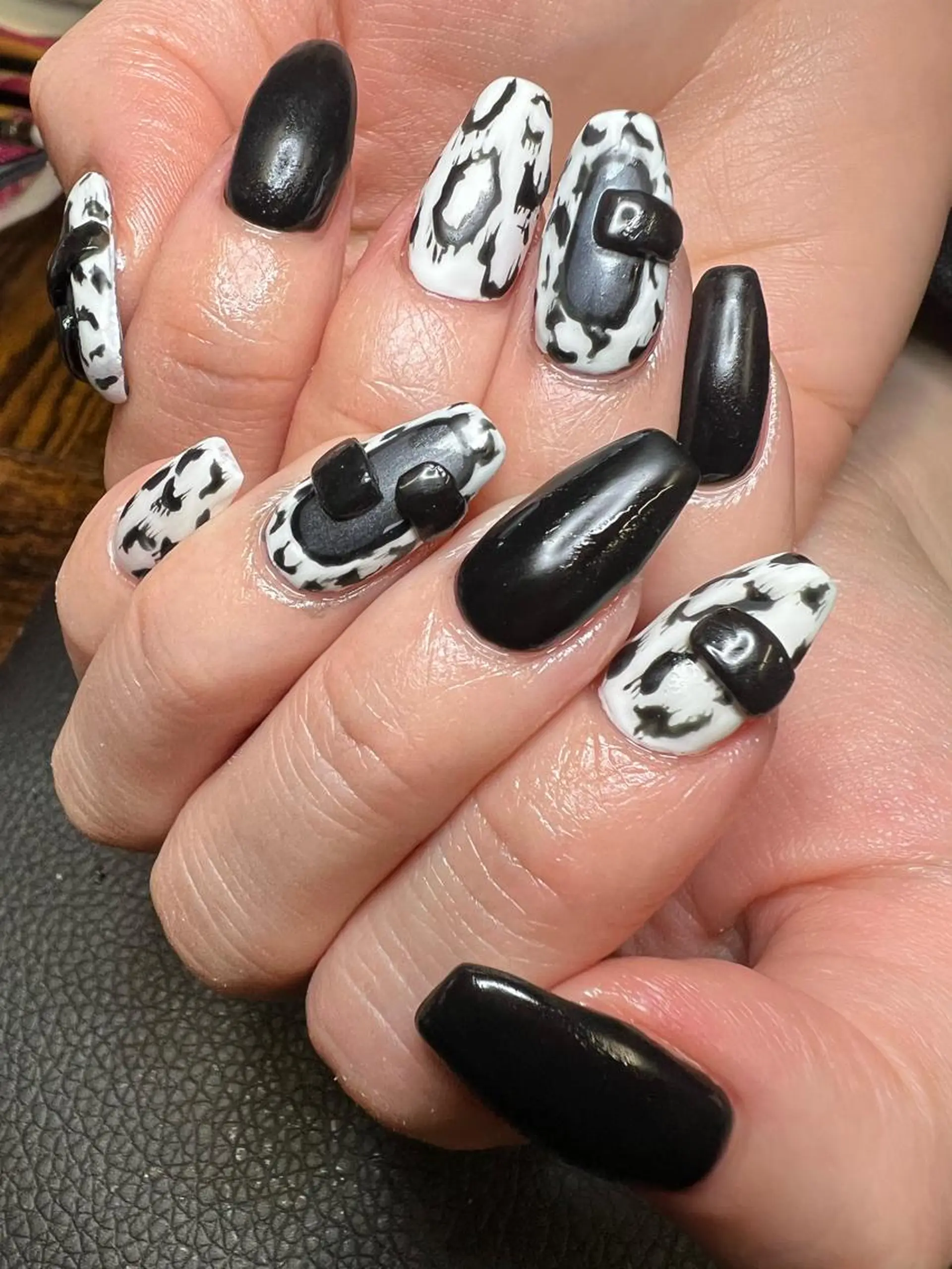 ネイル 美尽  BIZIN所属・久々 もえみのネイルデザイン