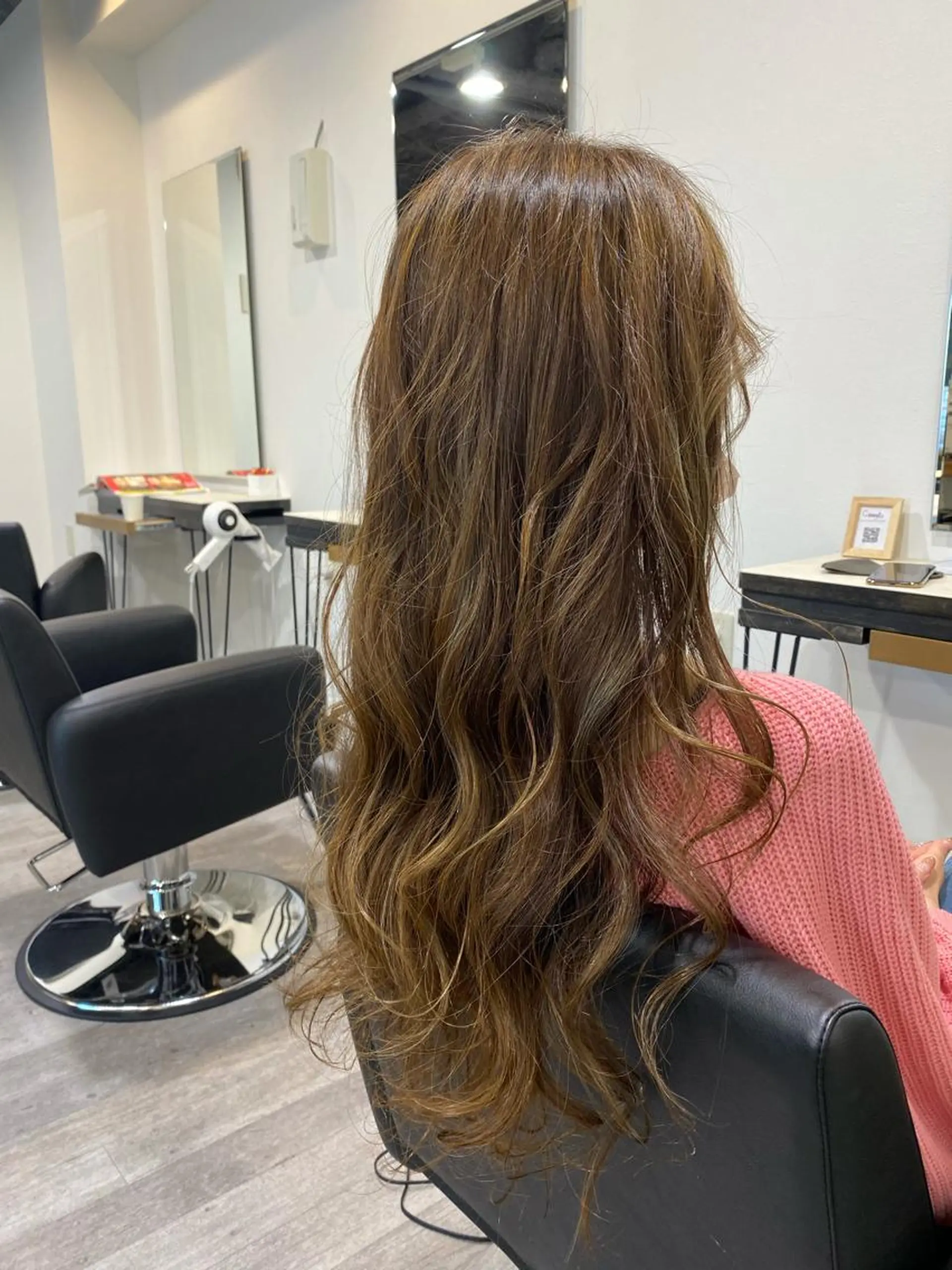 ロング カラー アディクシーカラー バレイヤージュ ブリーチ ケアブリーチ デザインカラー カット トリートメント unpeu hair  二条所属・先着1名様限定 カット無料のヘアスタイル