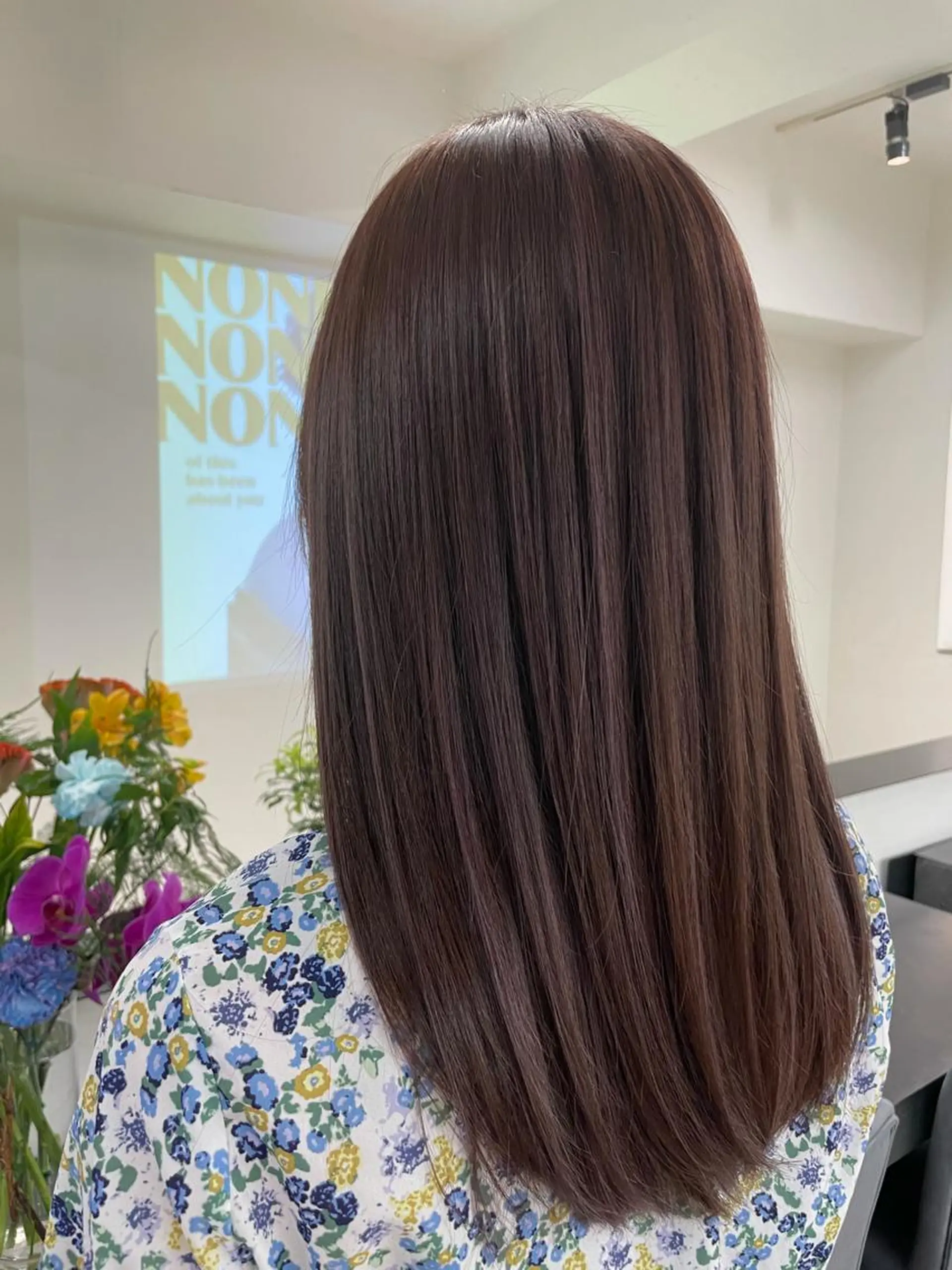 ロング カラー ブリーチ ブラウンカラー ケアブリーチ ハイライトカラー ナチュラルブラウン レイヤーカット💖 Kaedeのヘアスタイル