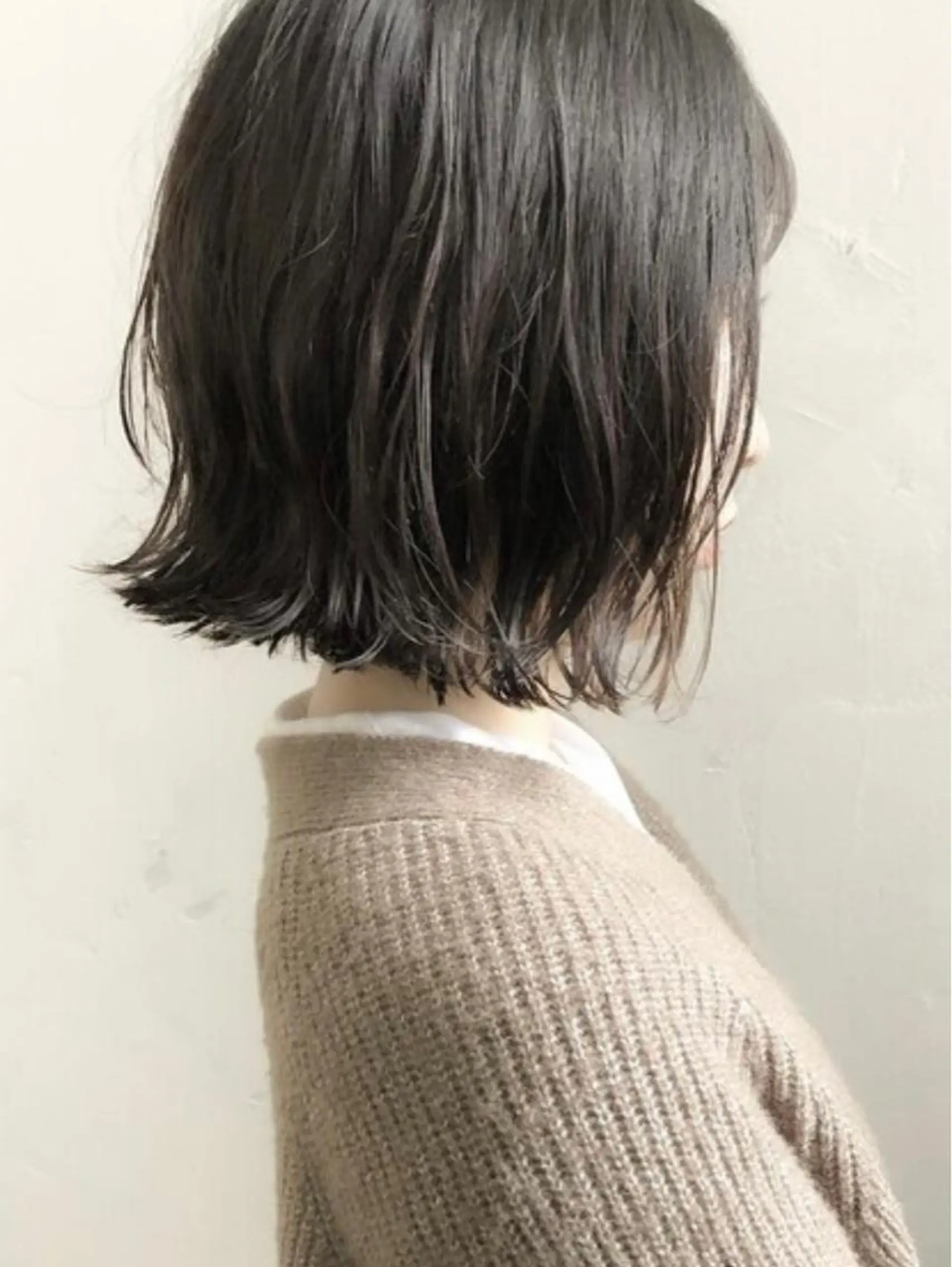 カラー 切りっぱなしボブ イルミナカラー ボブ Levi所属・梶山 真緒のヘアスタイル