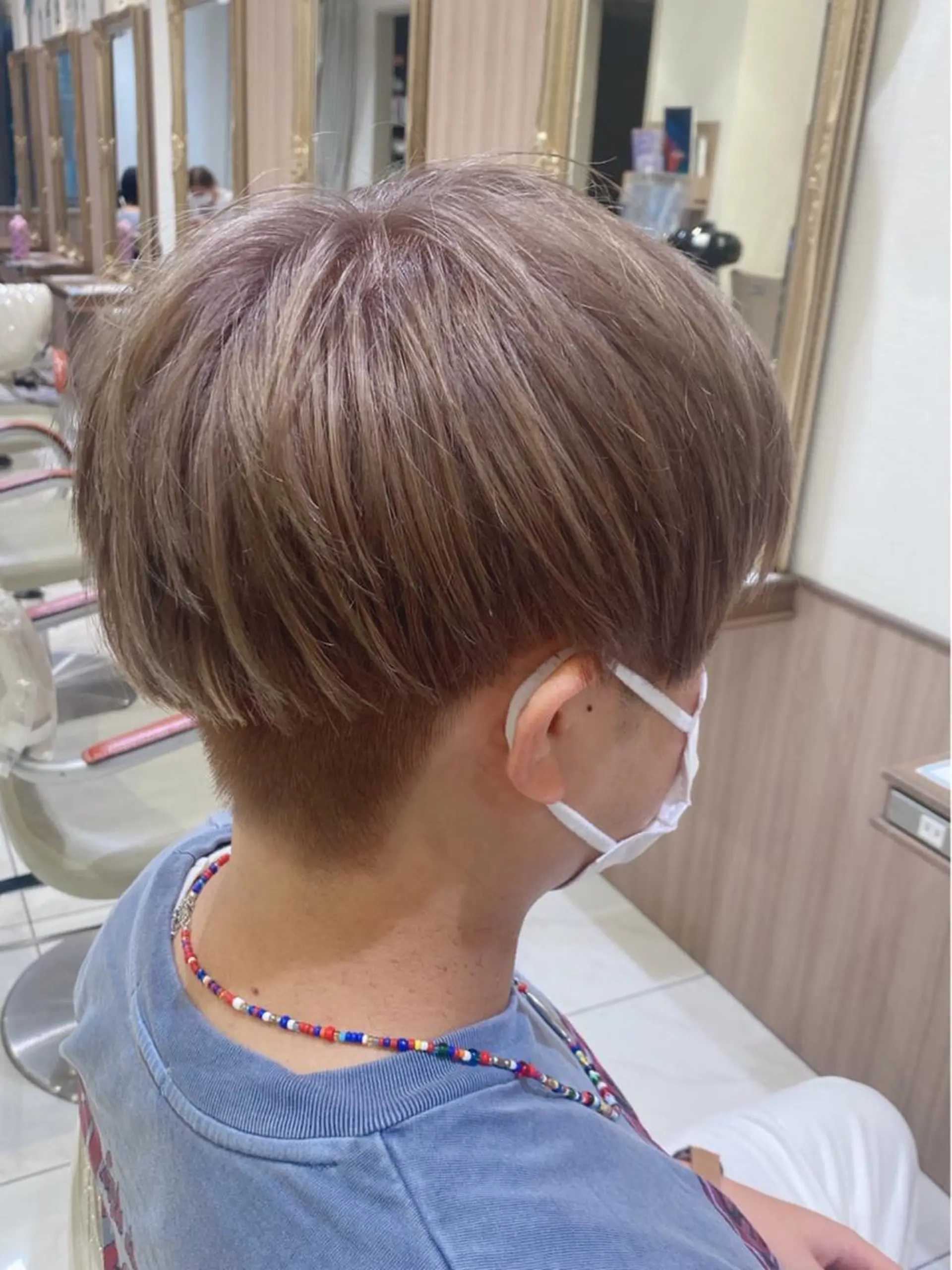 ショート カラー メンズ 古川 琴美のヘアスタイル