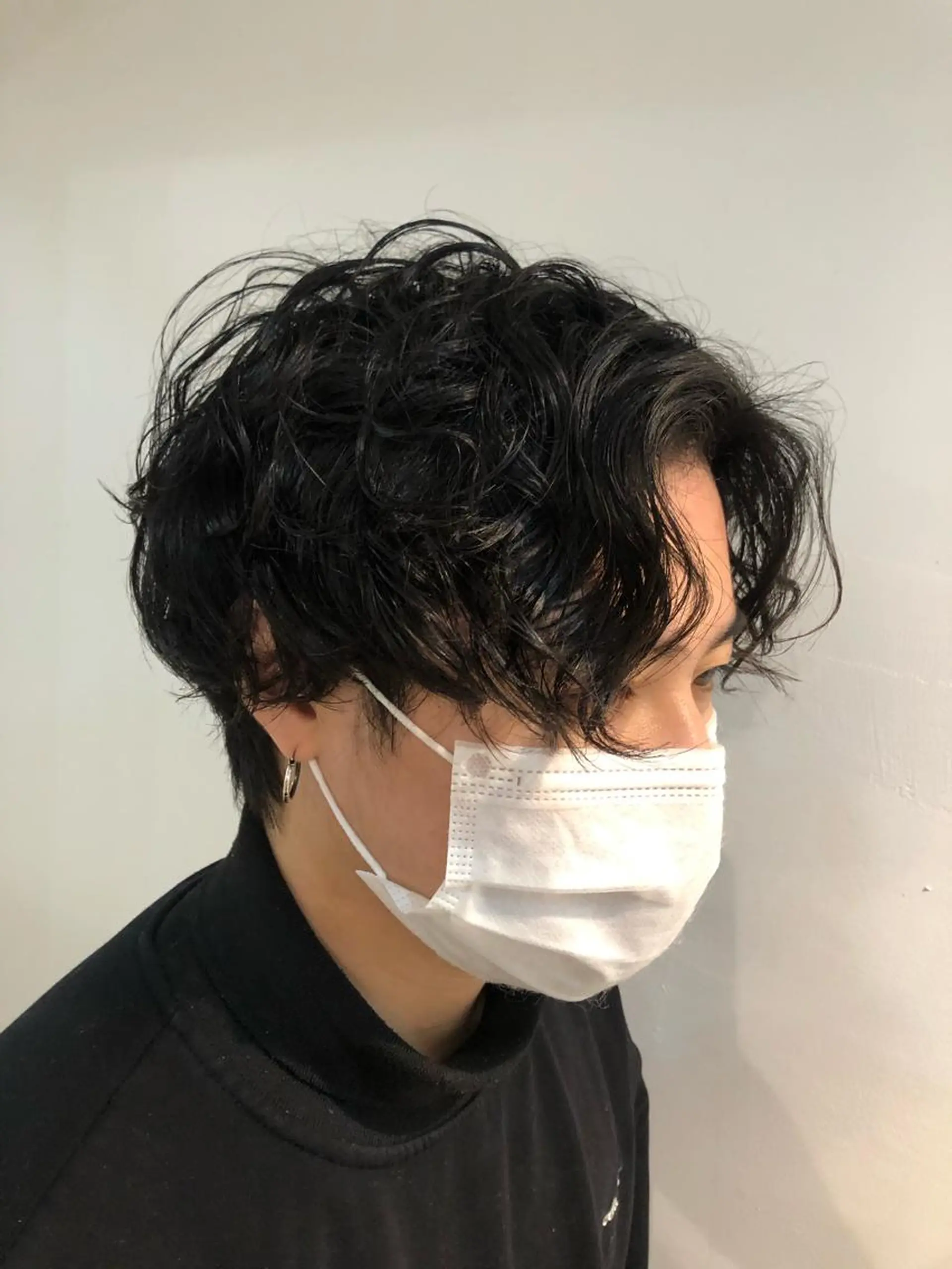 ミディアム パーマ メンズ ミディアムパーマ センターパート メンズパーマ 🤍中野 レオ🤍のヘアスタイル