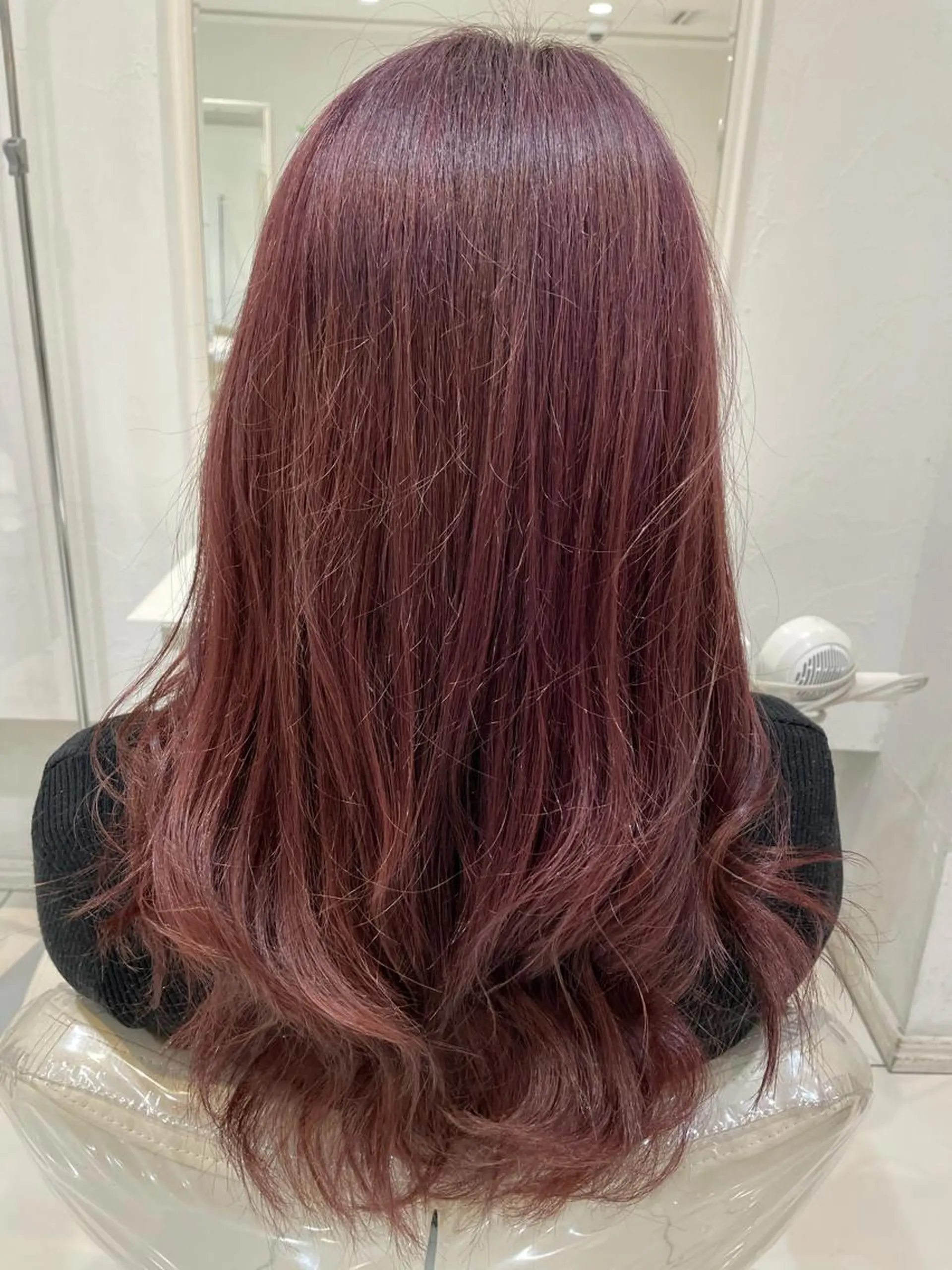 ロング カラー JERICHO HAIR所属・ユ カの眉毛・アイブロウイメージ