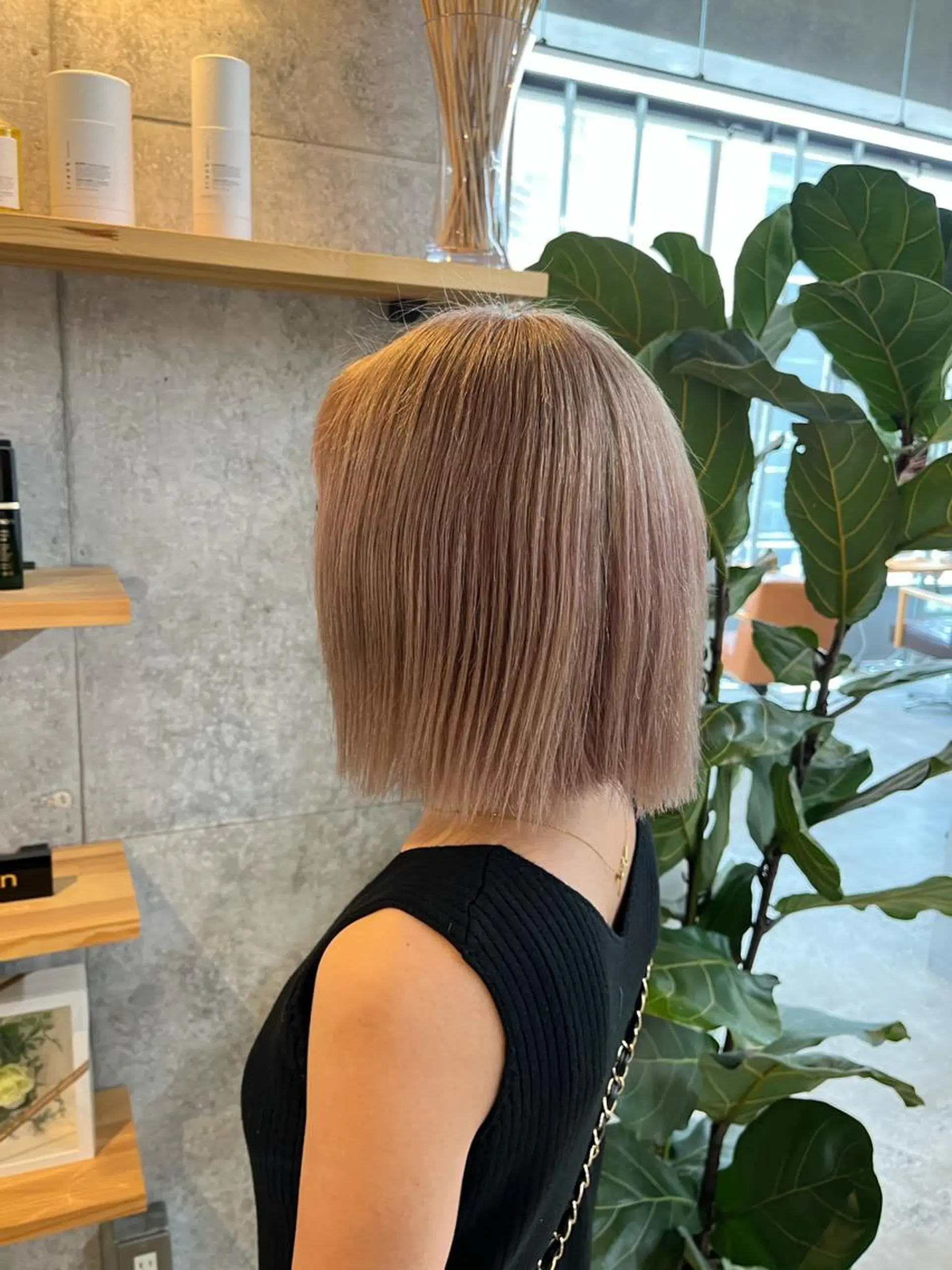 ショート カラー ヘアカラー ハイトーンカラ ー/小川のヘアスタイル