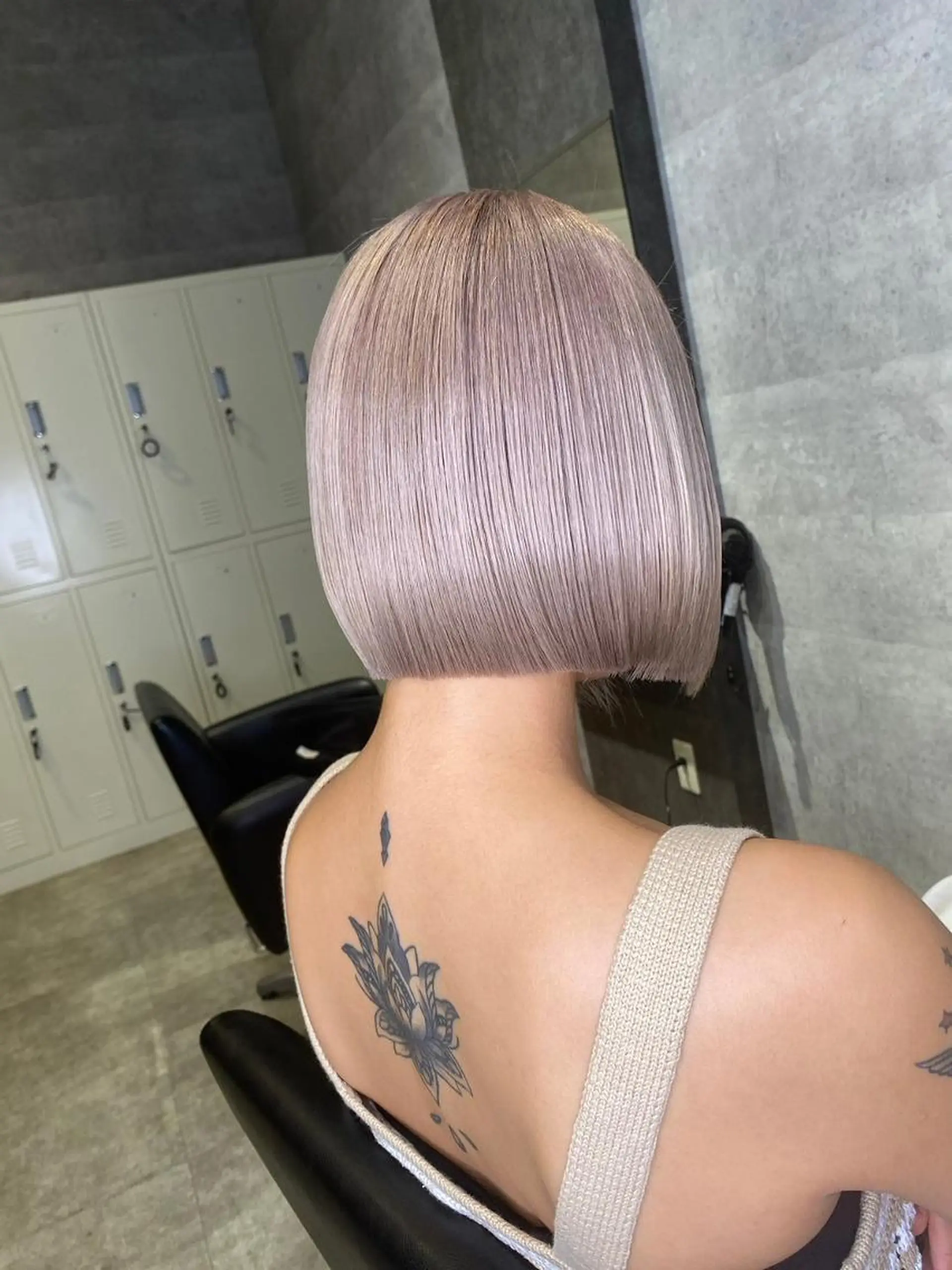 ミディアム 外国人風カラー ハイライト 髪質改善 似合わせカット トリートメント カット ヘアカラー トリートメント BUCKS【天王寺】 バックス【駅30秒】のヘアスタイル