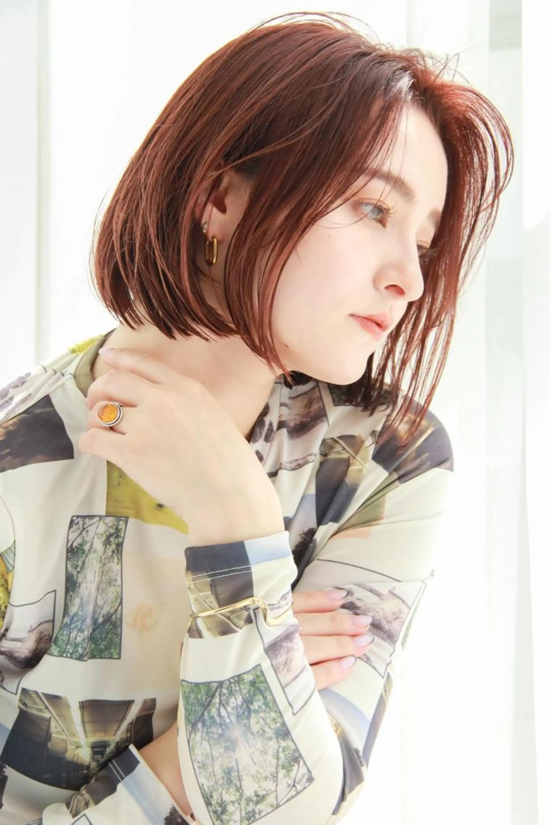 ミディアム カット ヘアカラー FERIA fam 小林勇太のヘアスタイル