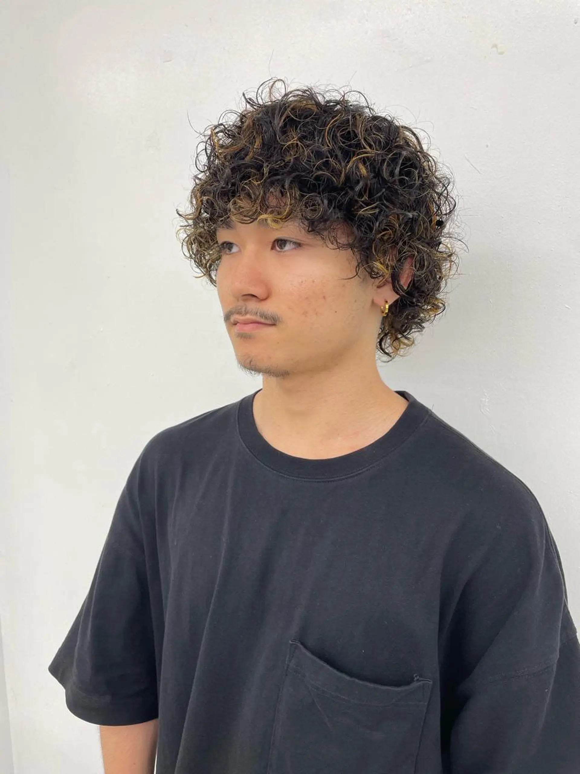 パーマ メンズ メンズパーマ プードルパーマ プードルパーマ スパイキーパーマ 柏NO1 藤本葉のヘアスタイル