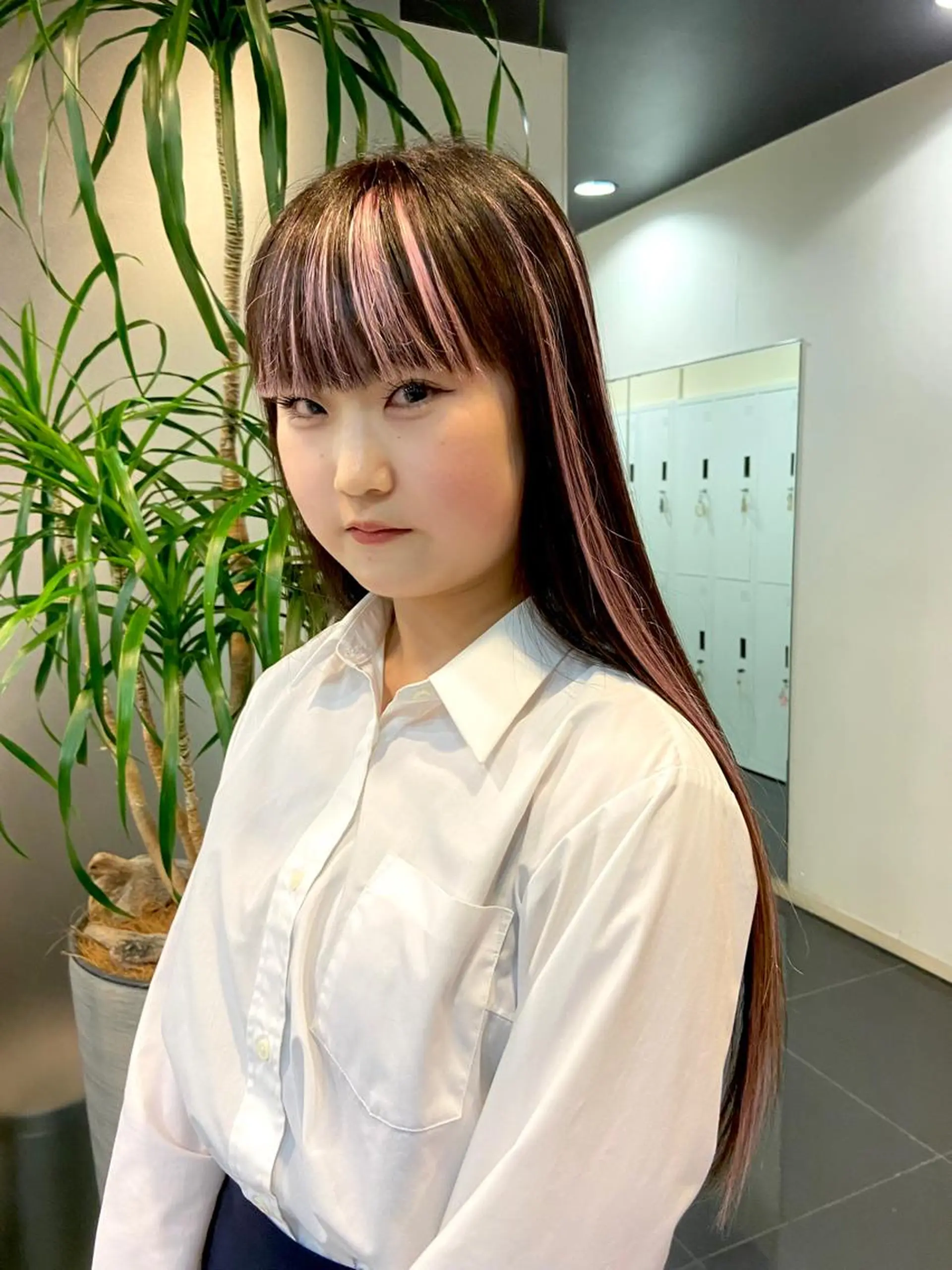 ロング エクステ ハイライト 髪質改善・酸性・ ストレート　Maruのヘアスタイル