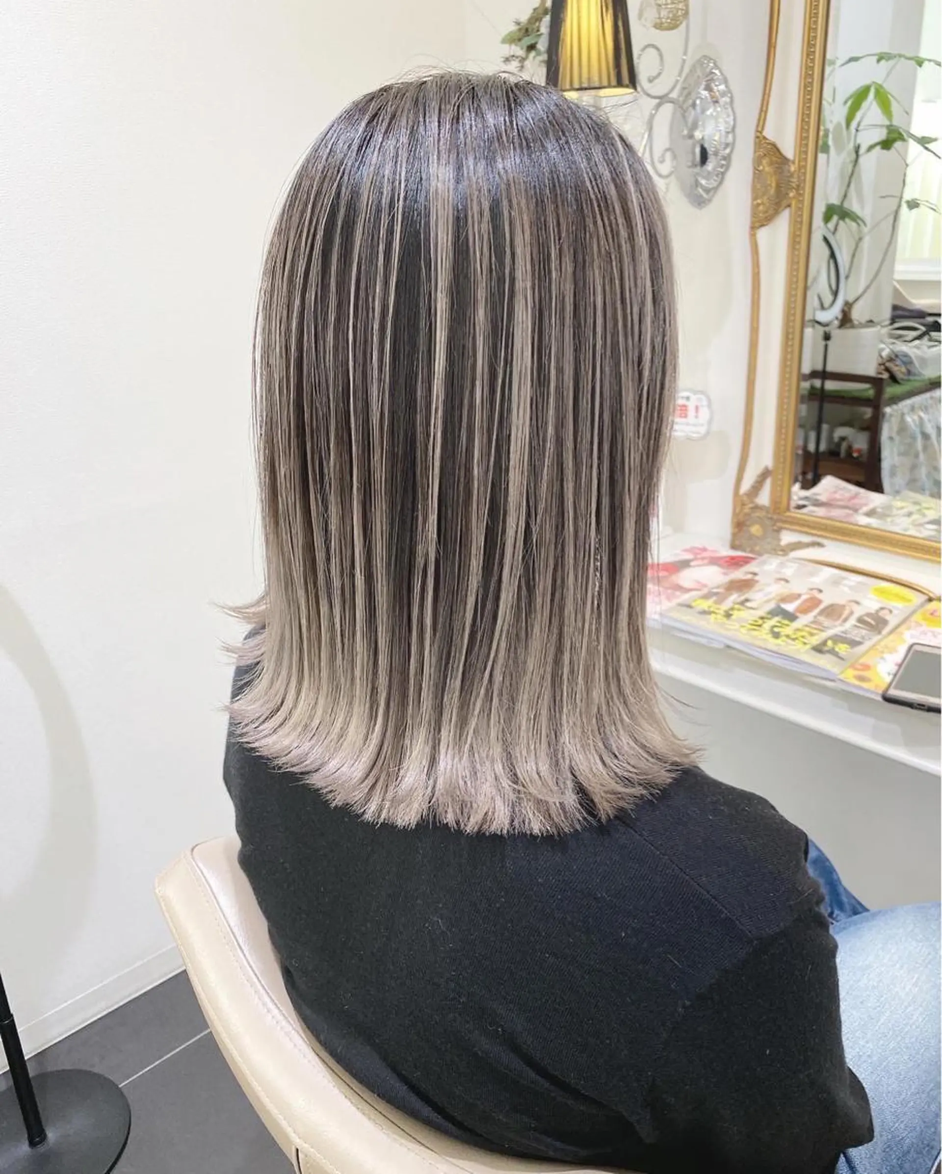 セミロング カラー バレイヤージュ 髪質改善 レイヤーカット カット ヘアカラー 山崎俊輔/髪質改善 /バレイヤージュのヘアスタイル