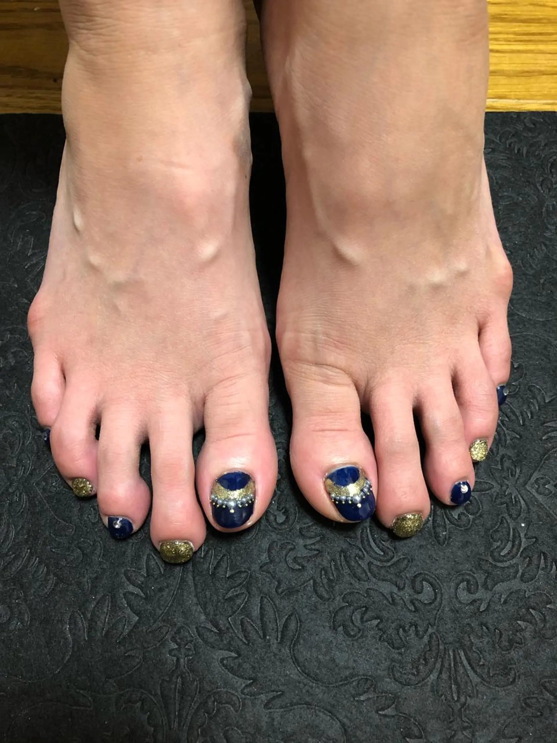 ネイル フットネイル 辻 依子のネイルデザイン