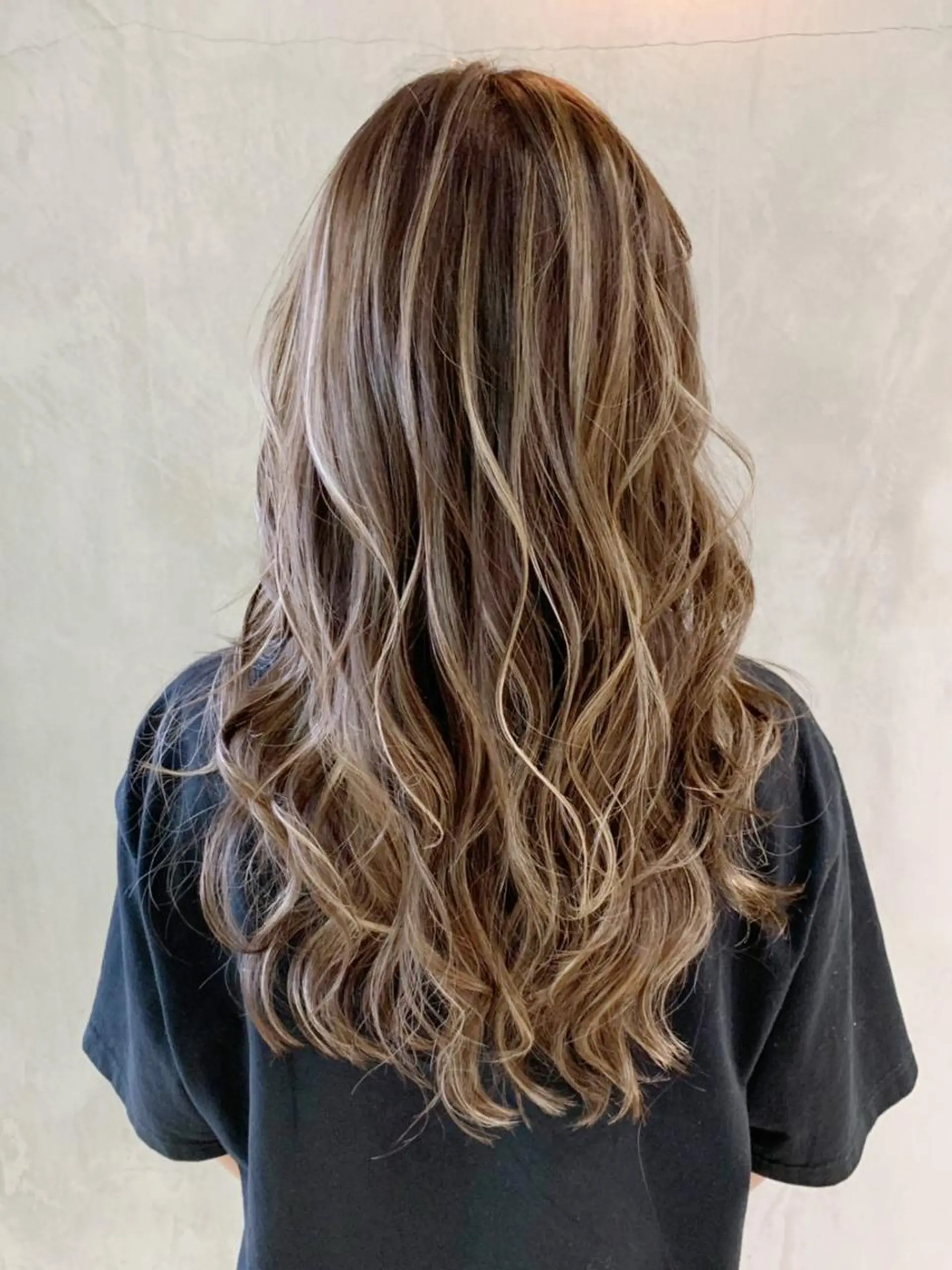 ロング カラー パーマ ヘアアレンジ ハイライトカラー ハイライト ITbyALBUM 中野店のヘアスタイル