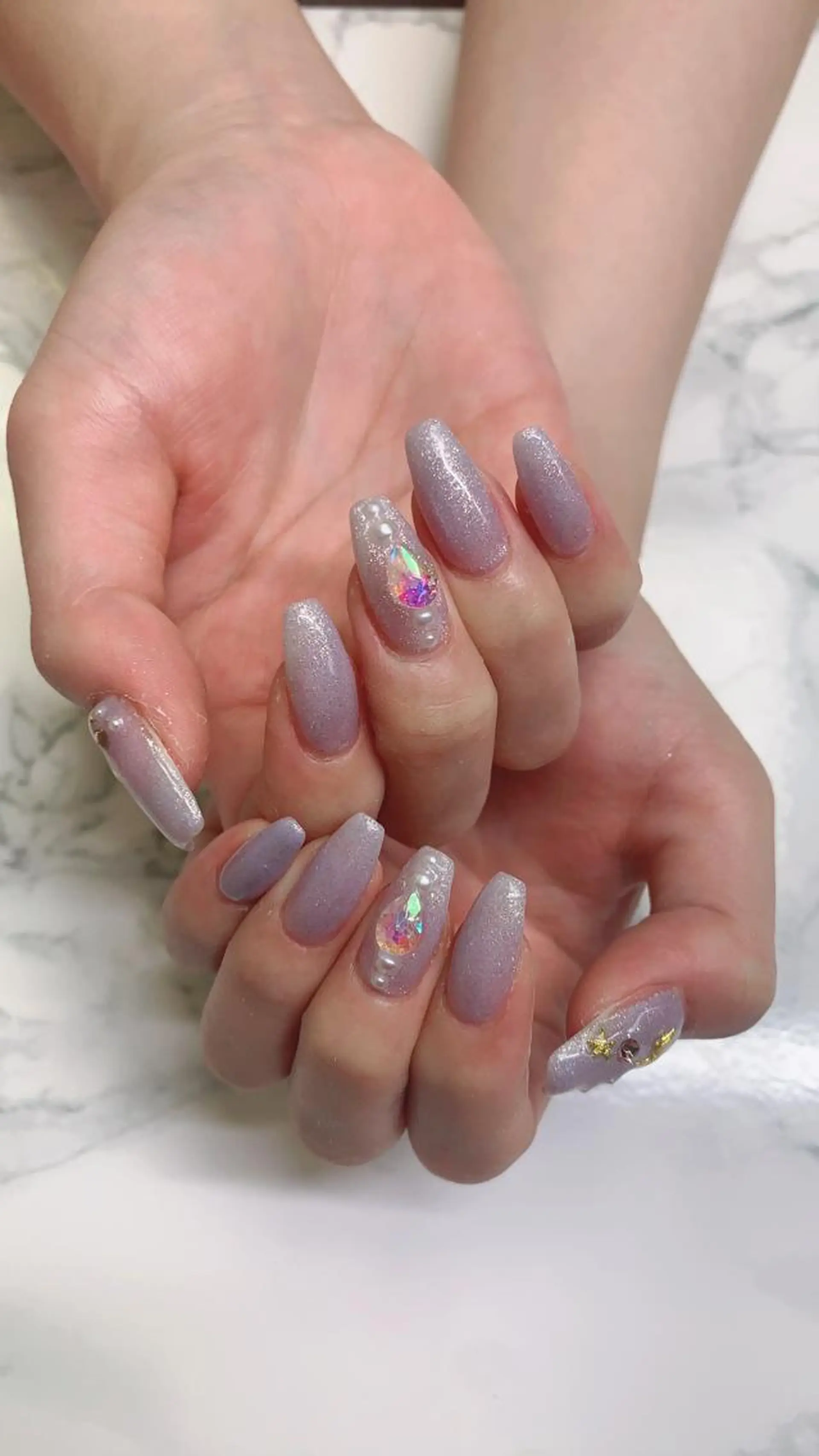 ネイル はな💎ネイル ワンホン、長さ出しのネイルデザイン