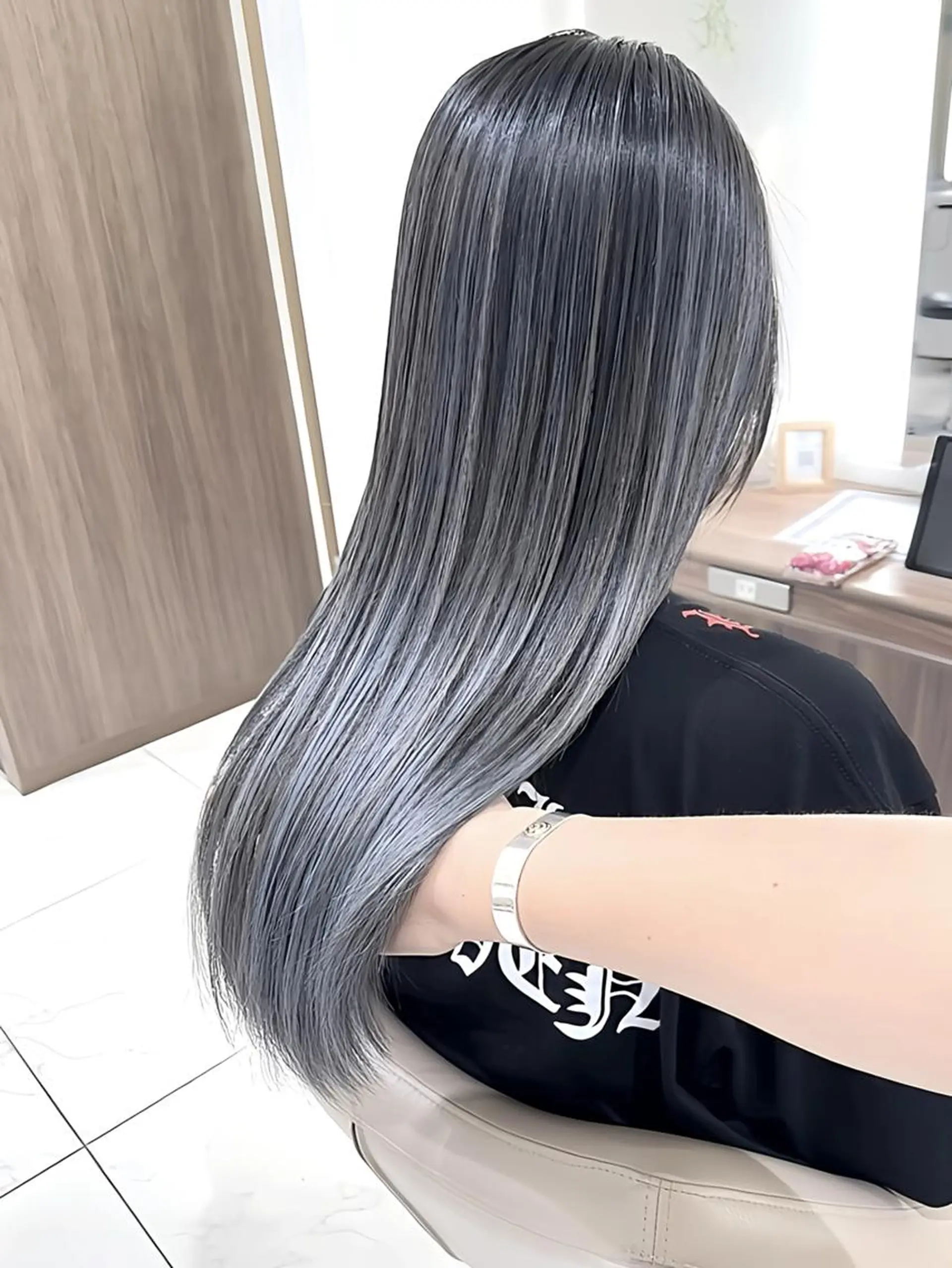 ロング カラー 髪質改善 ヘアカラー トリートメント 髪質改善/縮毛矯正 /カラー/篠塚菜々子のヘアスタイル