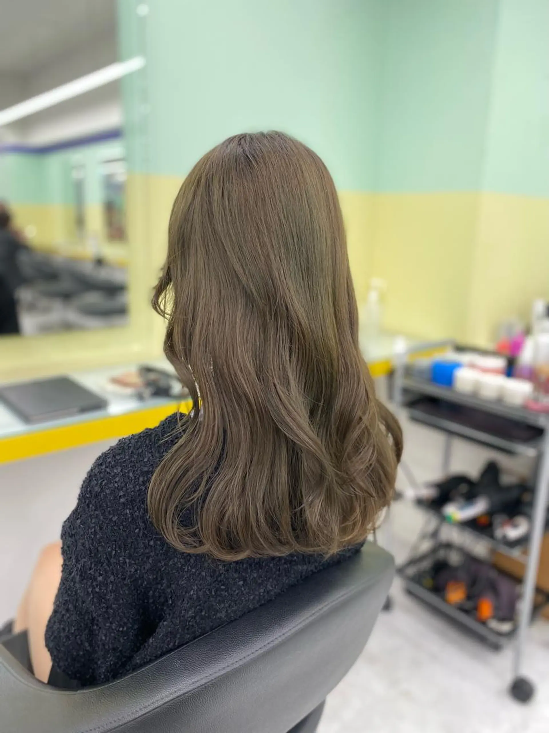 セミロング カラー パーマ ヘアアレンジ メンズ キッズ ネイル マツエク・マツパ アイブロウ ベージュカラー オリーブベージュ Lumo所属・💖横浜ブリーチなし 💖MIHOのヘアスタイル