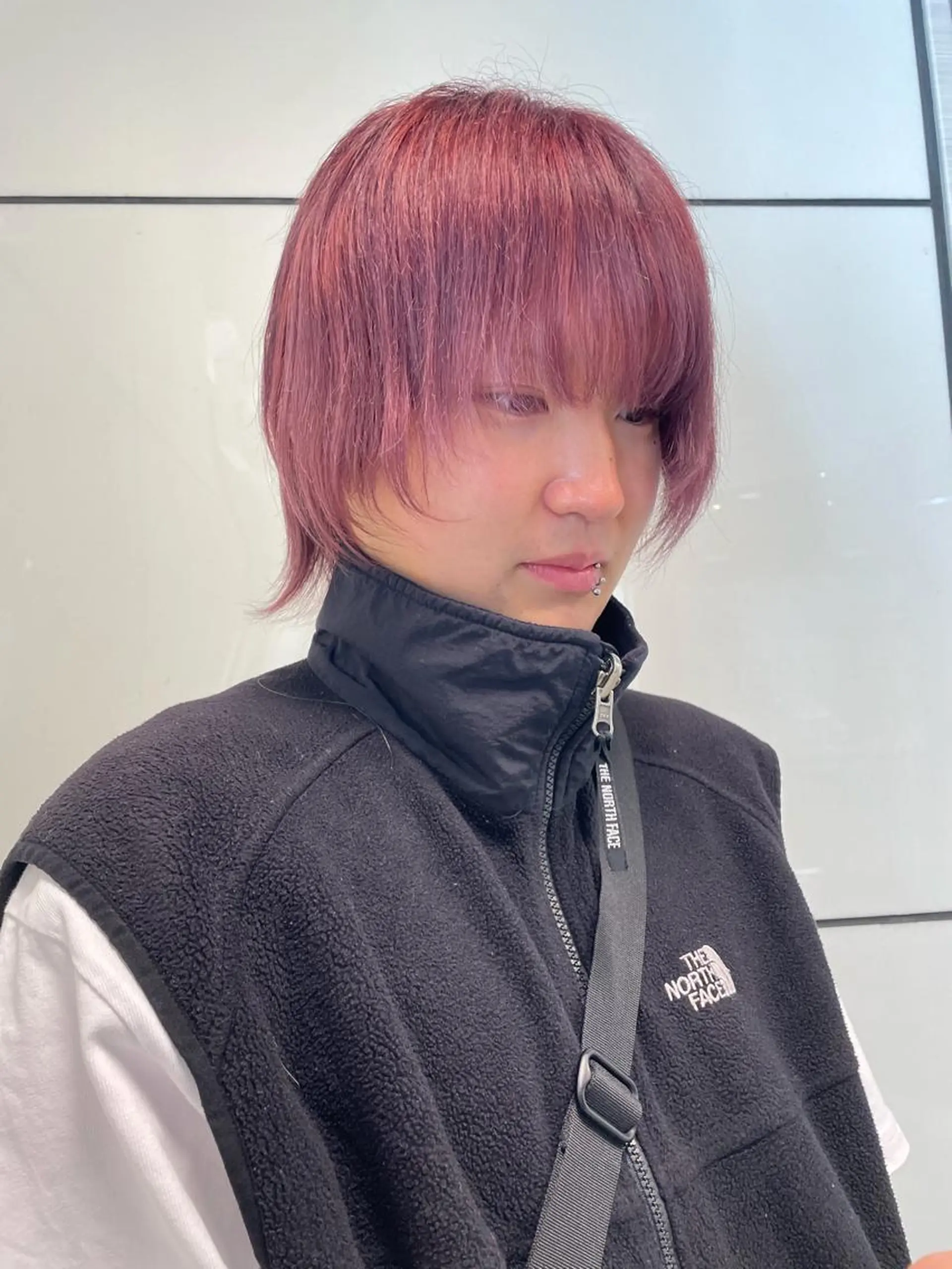 メンズ メンズハイトーン メンズパーマ 学生（メンズ向け） ヘアカラー メンズ/艶髪/カラー サクラ🌸のヘアスタイル