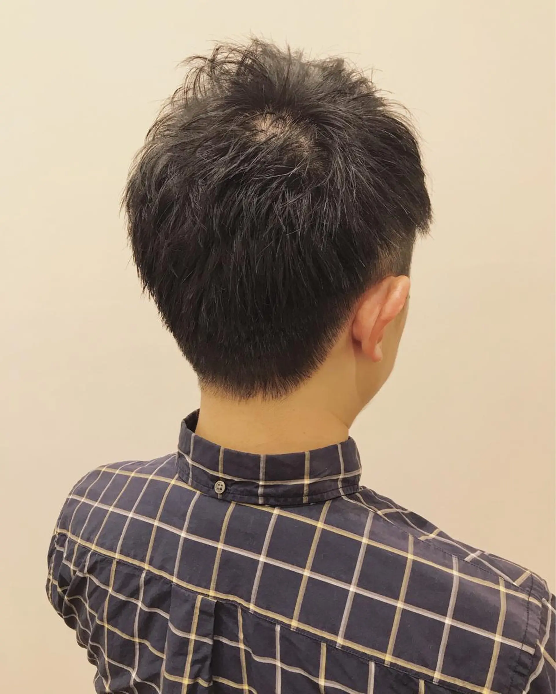 ショート メンズ 石田 優菜のヘアスタイル