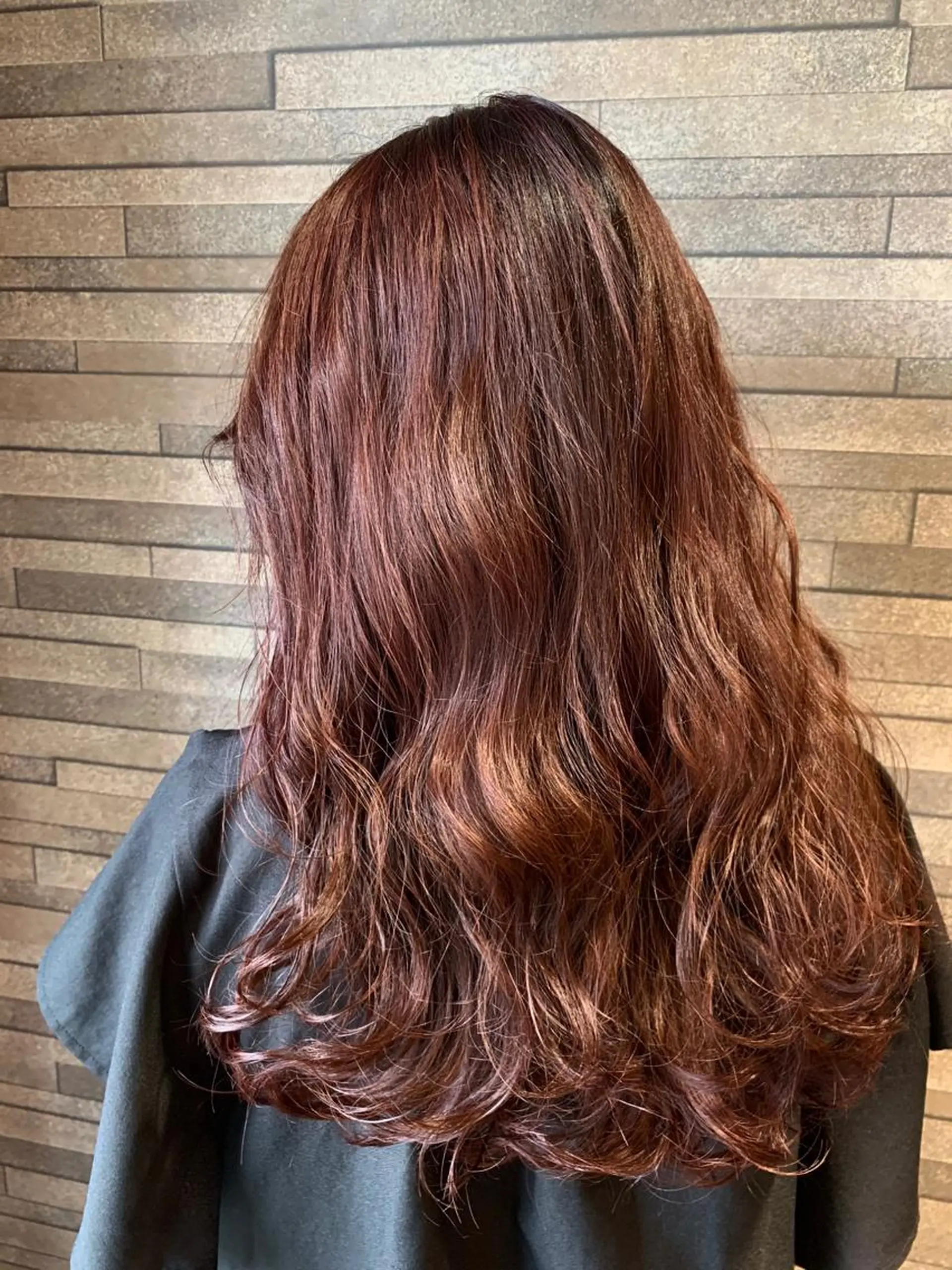 ロング カラー ブリーチ 透明感カラー ピンクカラー Gain所属・Gain Nanamiのエステ・リラクイメージ