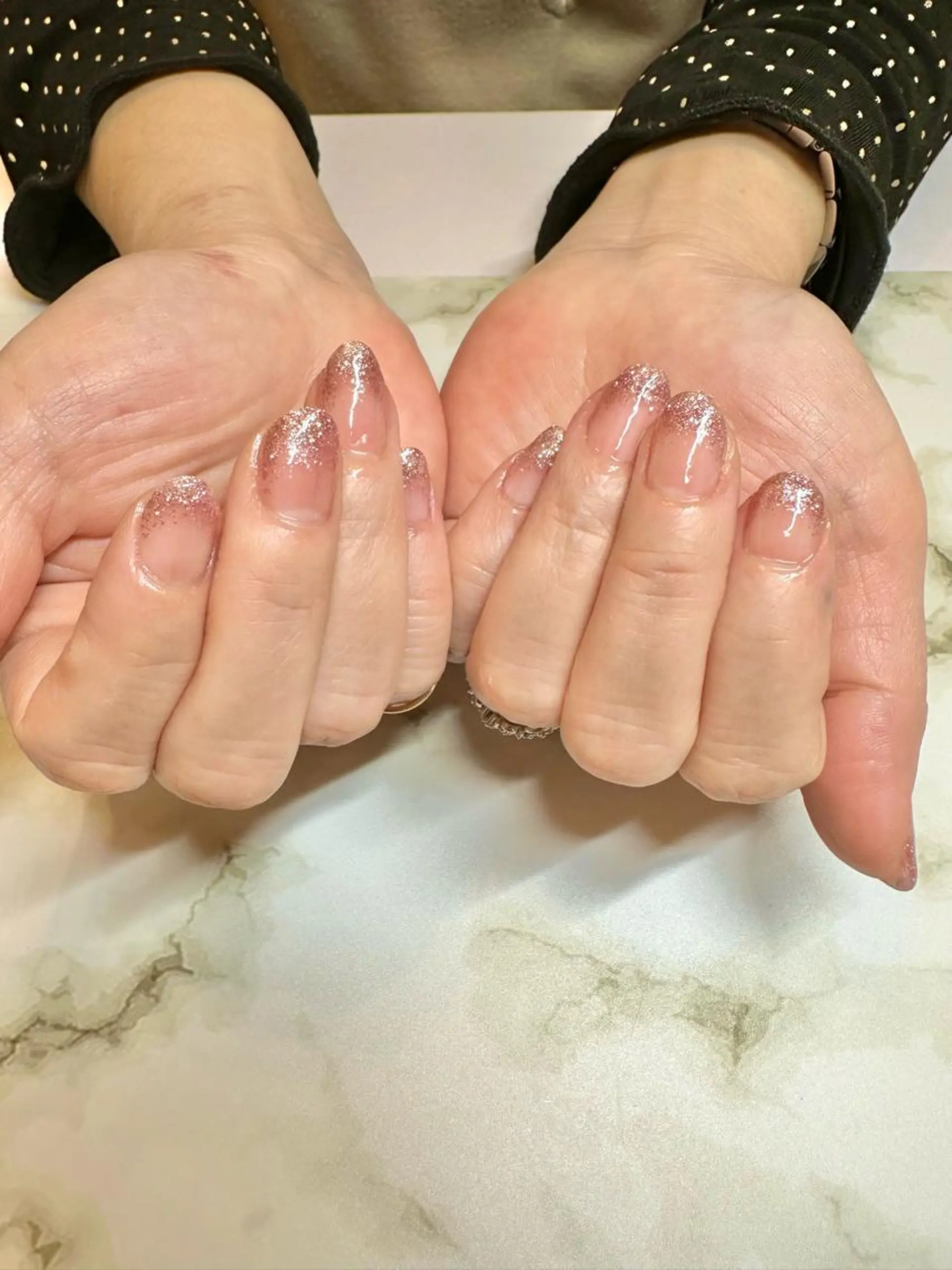 ネイル グラデーション ラメ(グリッター) ラメグラデーション ピンク Nailsalon yuuchiのネイルデザイン