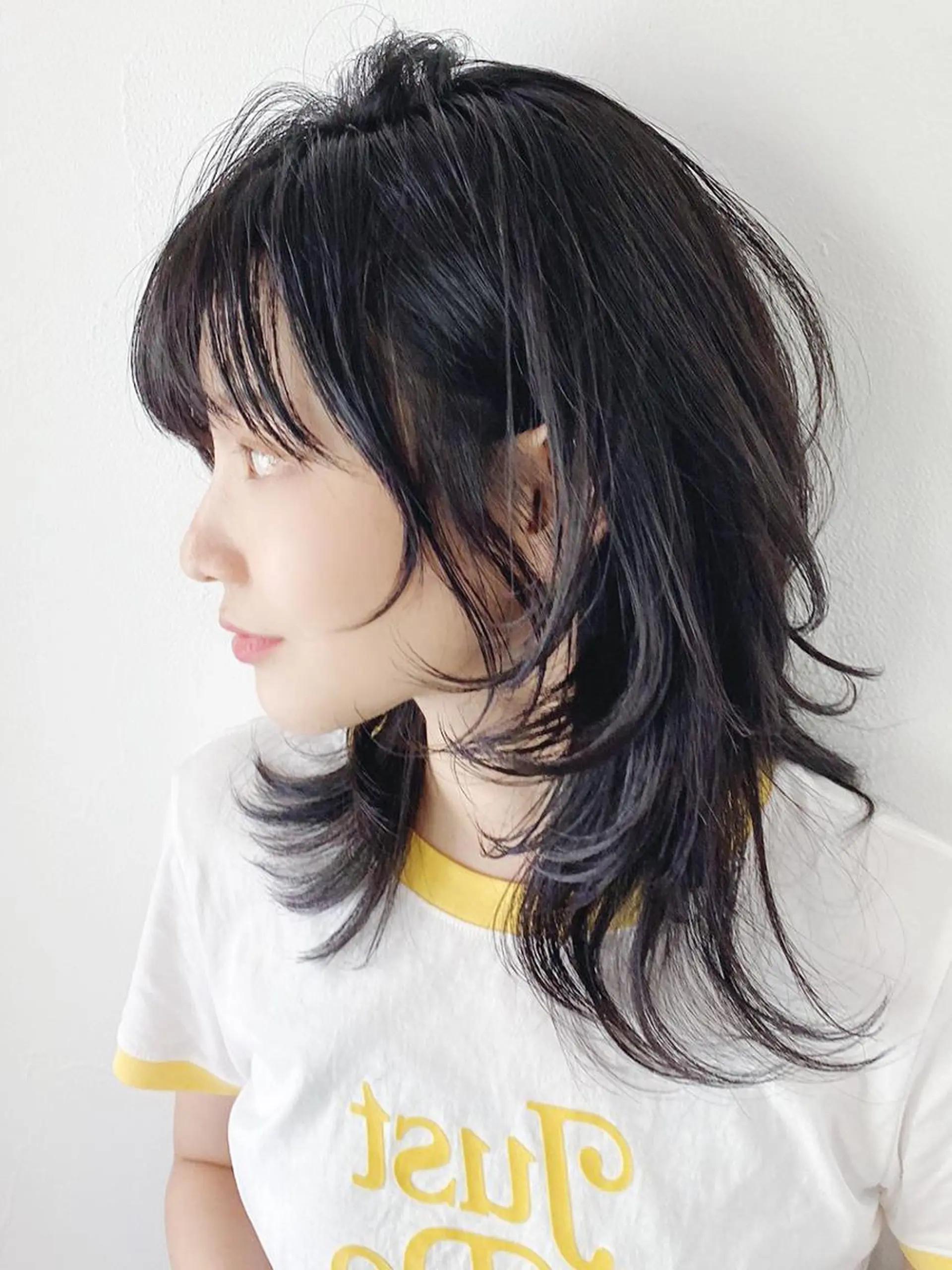ミディアム カラー パーマ ヘアアレンジ アッシュ 黒髪 ITbyALBUM 浦和店のヘアスタイル