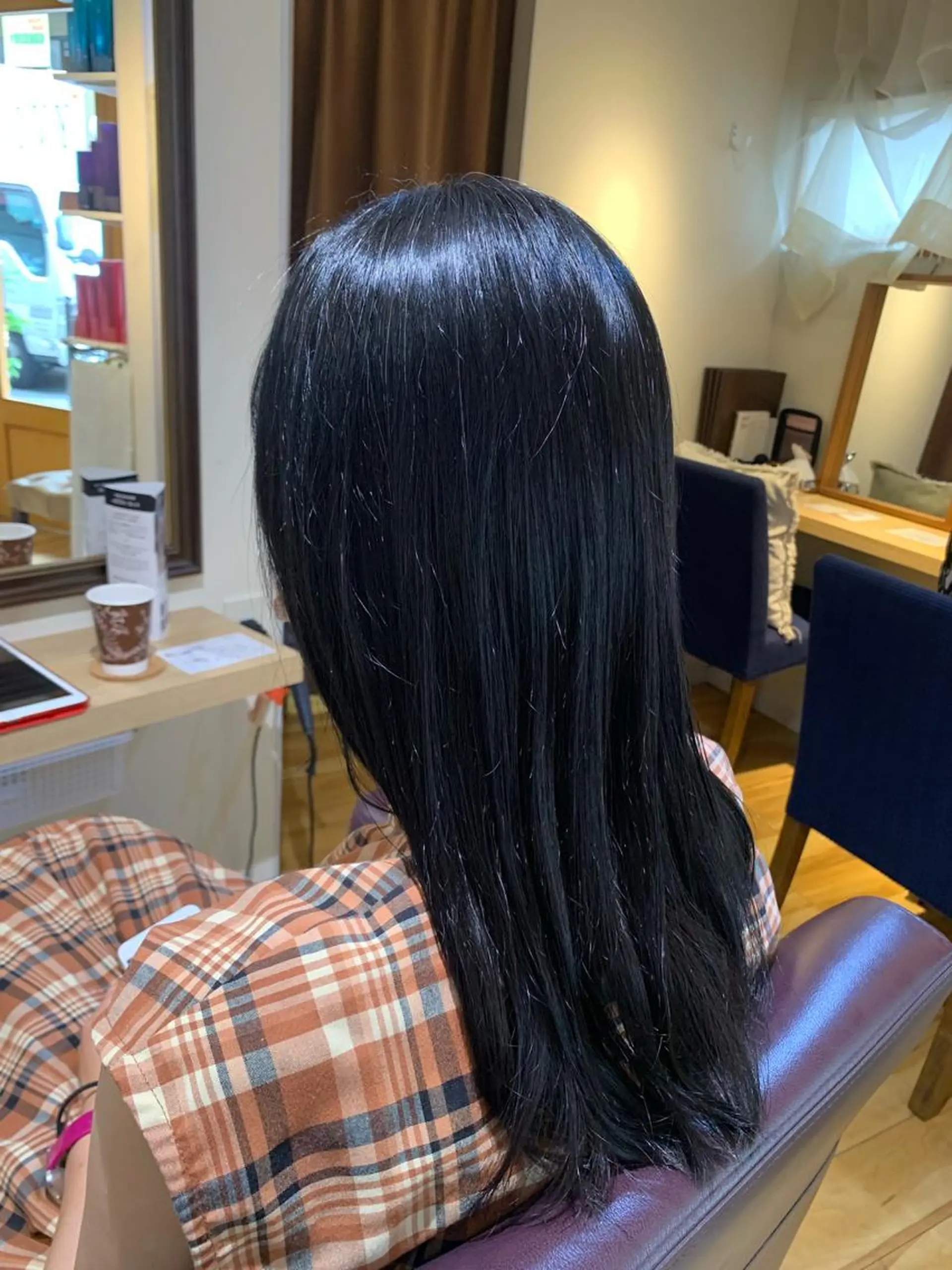 ロング カラー パーマ ヘアアレンジ メンズ キッズ ネイル マツエク・マツパ アイブロウ メンズパーマ 眉カラー トリートメント グリーン 縮毛矯正 ORGA所属・飯塚 朋代のヘアスタイル