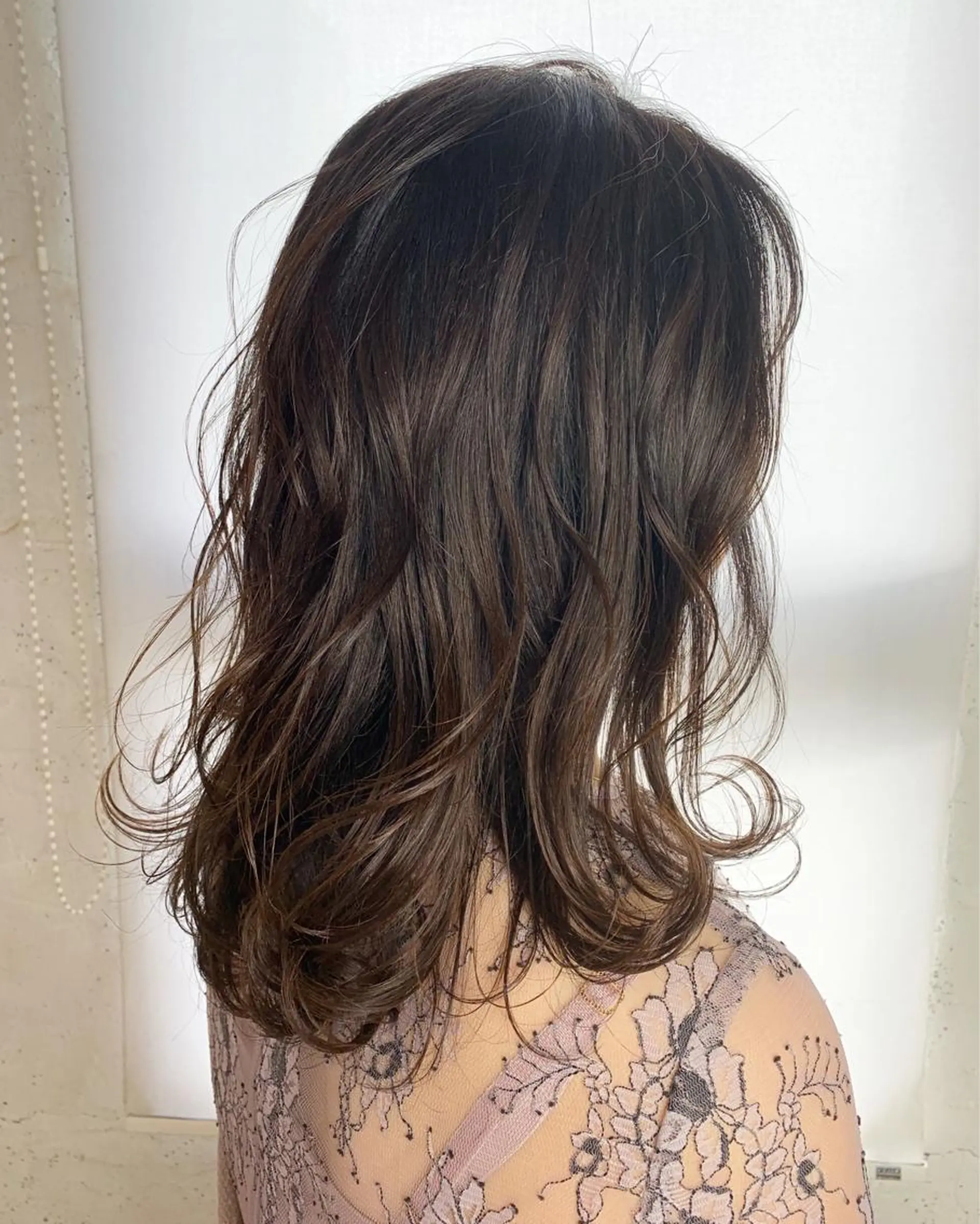 セミロング カラー ヘアアレンジ カット 縮毛矯正 トリートメント KAMIO Via所属・荒清  圭以のヘアスタイル