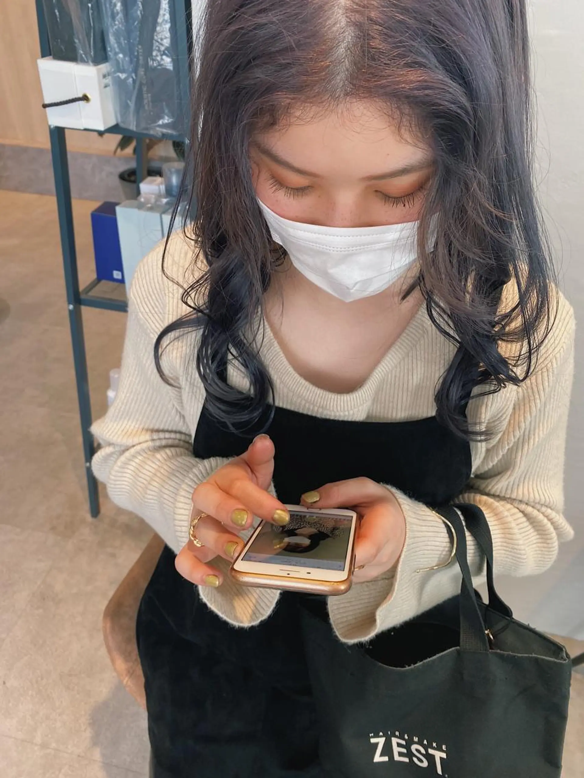 カラー ネイル AO所属・RISAKO 艶髪モテヘア🎀府中のヘアスタイル