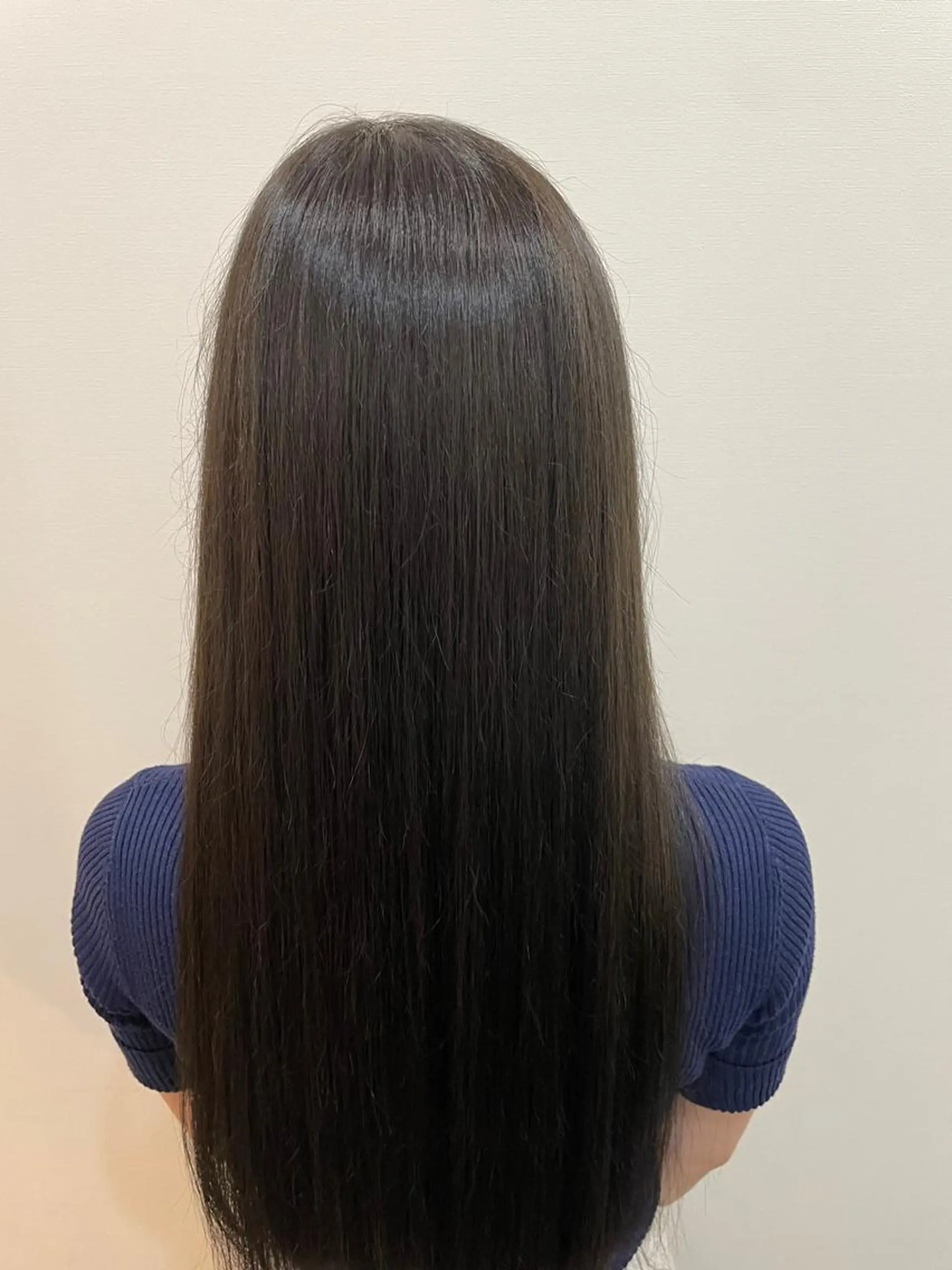 ロング カラー 松田 恋のヘアスタイル