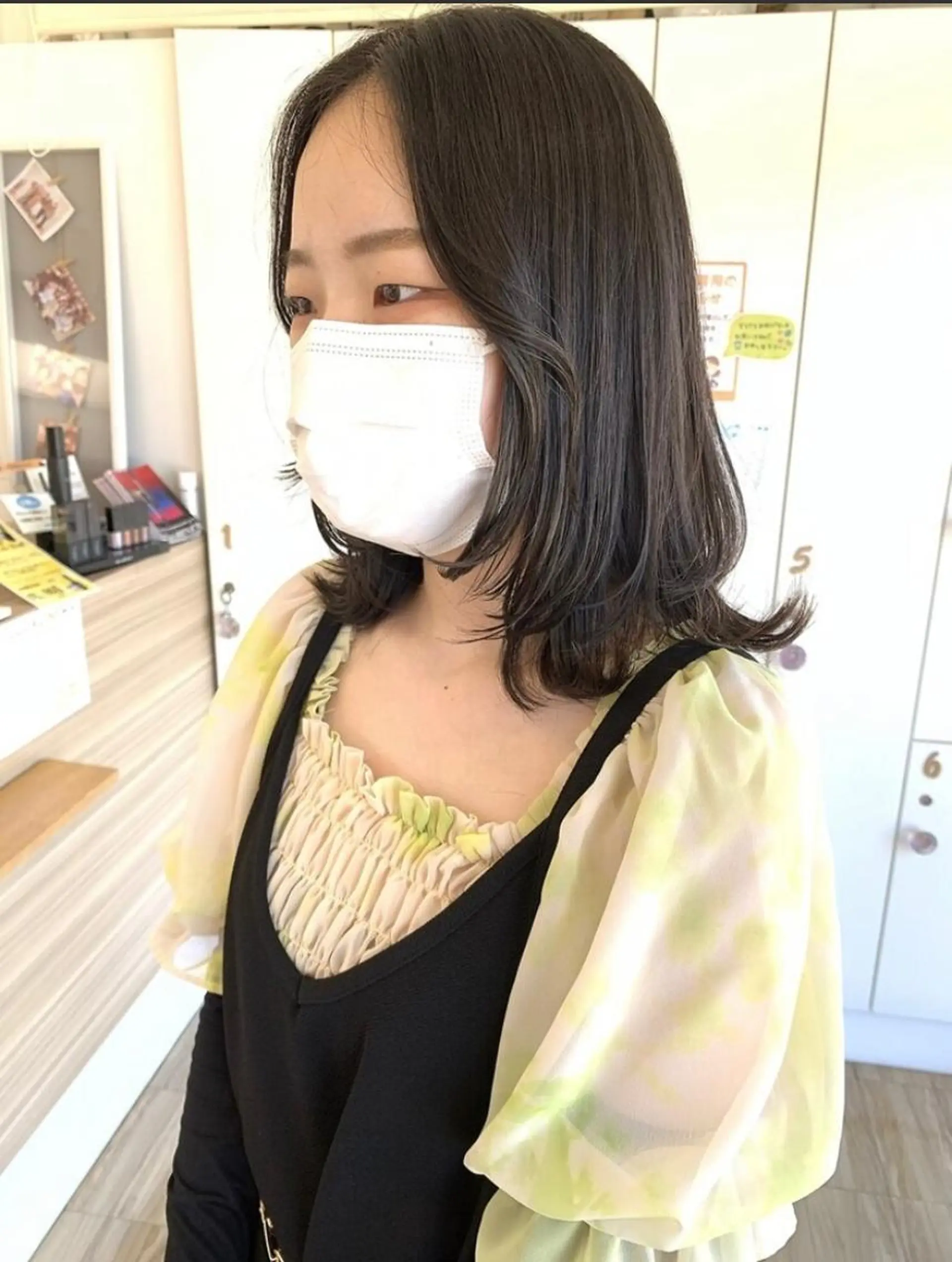 セミロング カラー 🫧ウルフカット/ 畑中結衣🫧のヘアスタイル