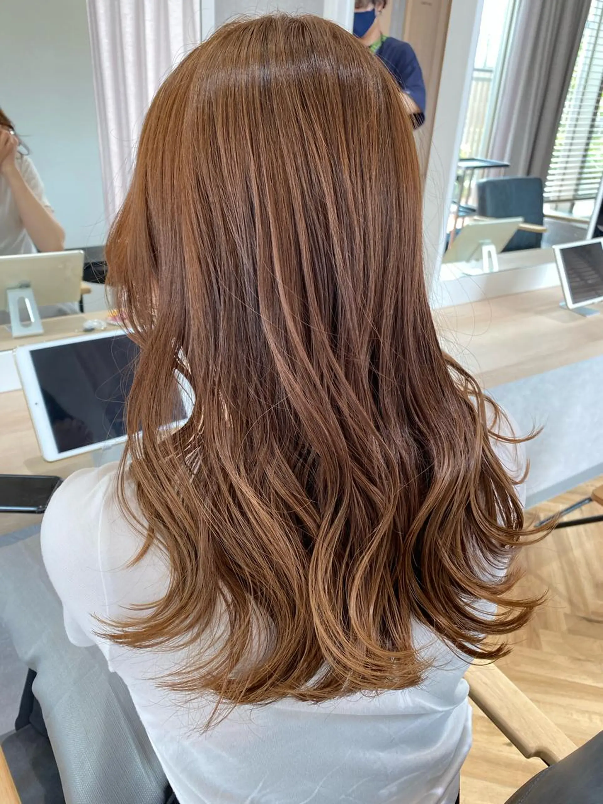 カラー 韓国ヘア顔周りカット 艶髪ベージュtamaのヘアスタイル