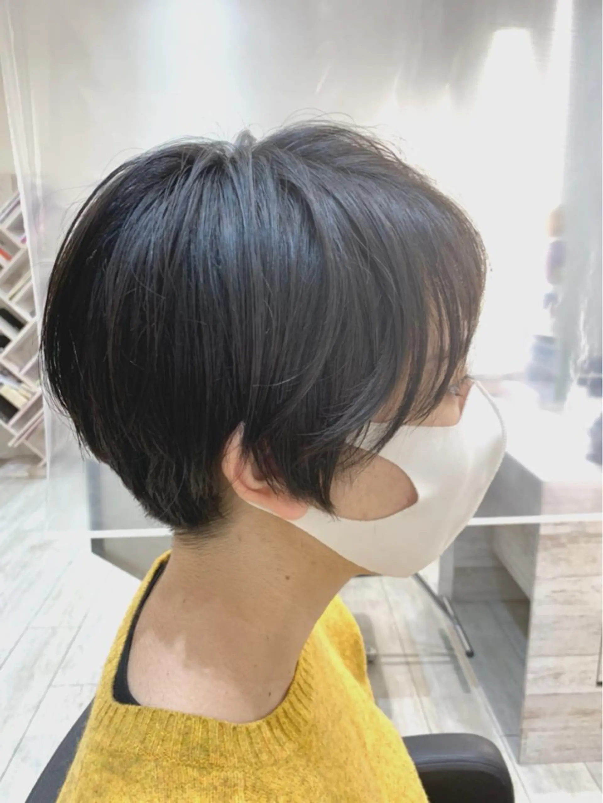 ショート レイヤー／パーマ 西山賢志のヘアスタイル