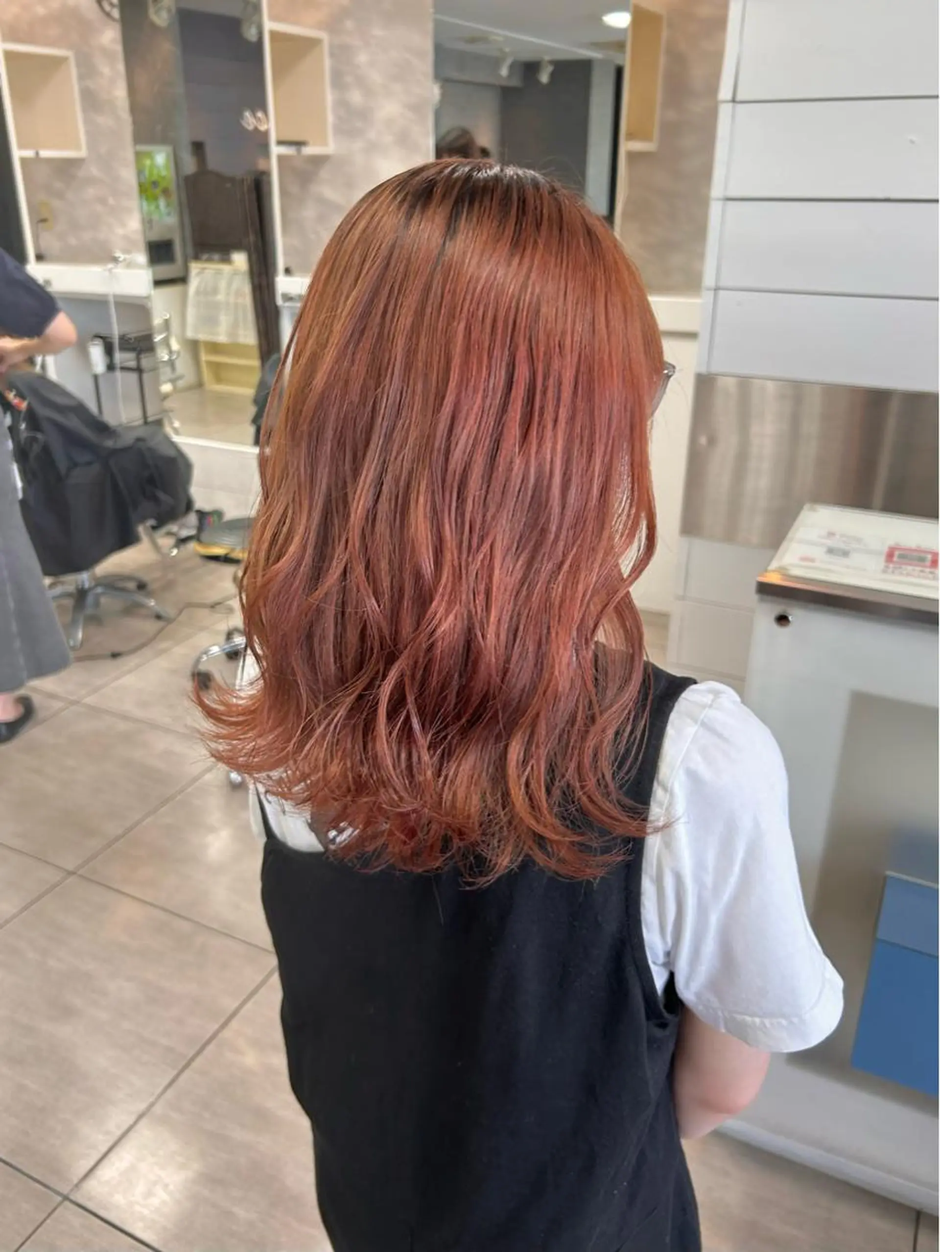 セミロング カット ヘアカラー 🫧艶髪カラー🫧 森本くるみのヘアスタイル