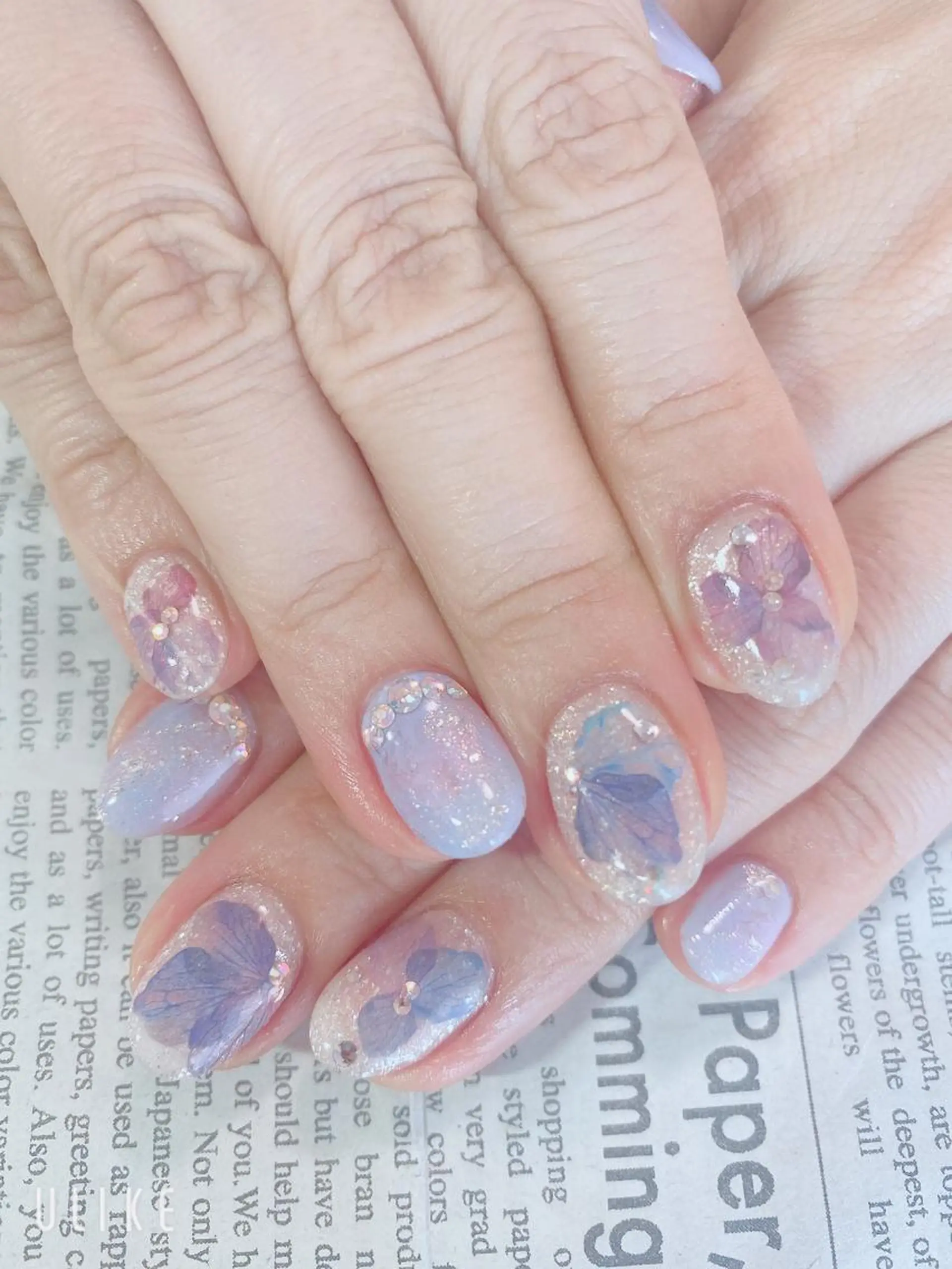 ネイル ハンドネイル ハンドケア 森山 舞のネイルデザイン