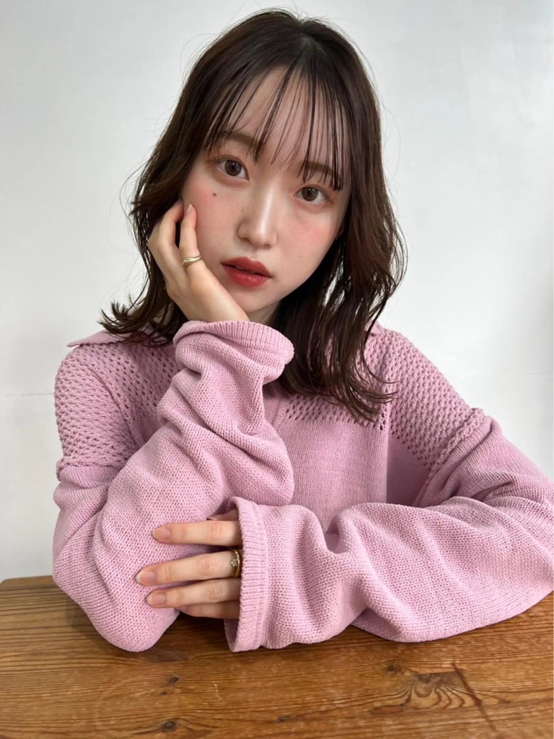 ミディアム カラー 顔周りカット テトネ タカシのヘアスタイル