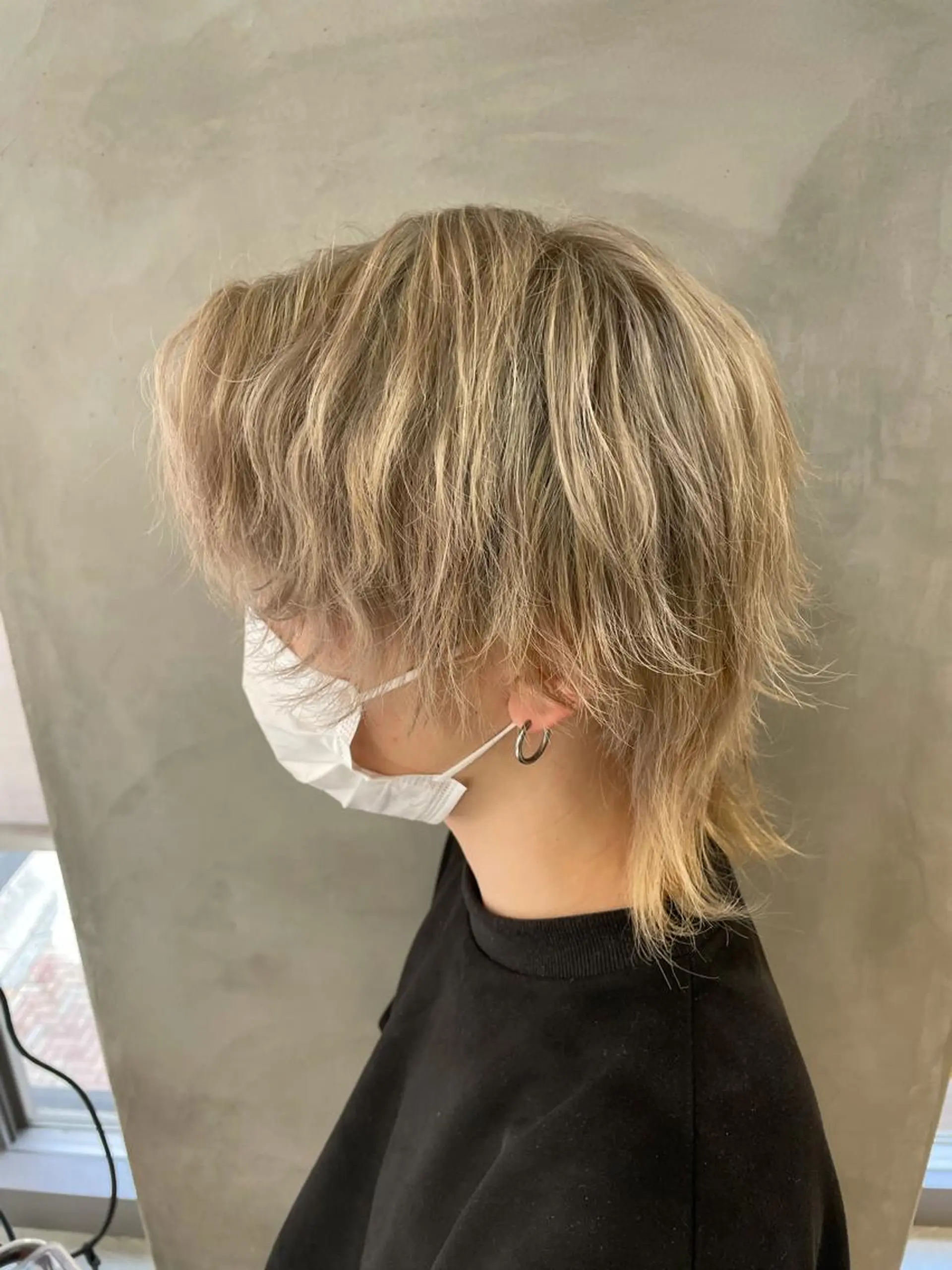 ショート カラー メンズ ブロンド ホワイトブロンド ヘアカラー 仲井間　賢雄 fifthのヘアスタイル