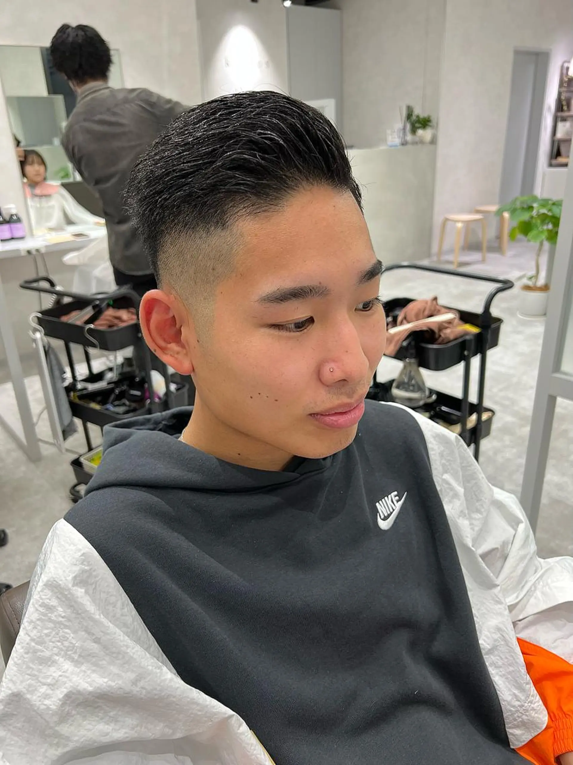 ショート カラー パーマ メンズ kiitos所属・関西センターパート メンズモデル募集のヘアスタイル