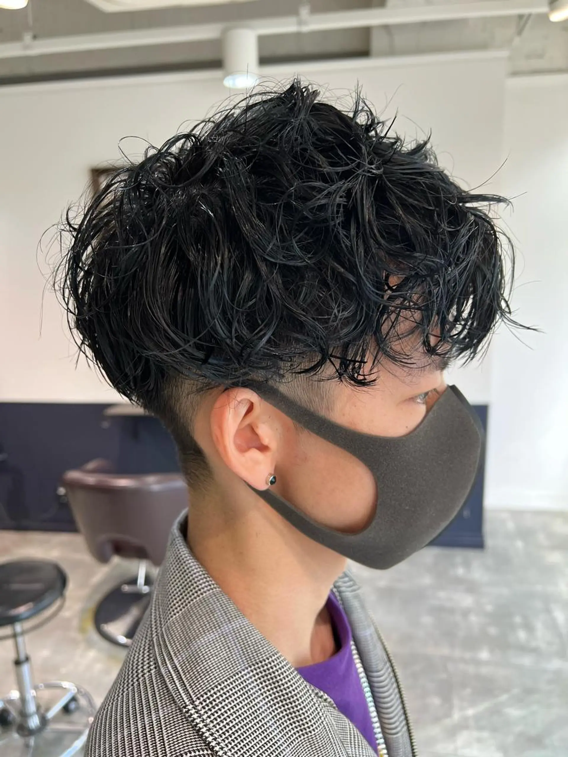 ショート カラー パーマ メンズ ケアブリーチ/ili 村上佳那多のヘアスタイル