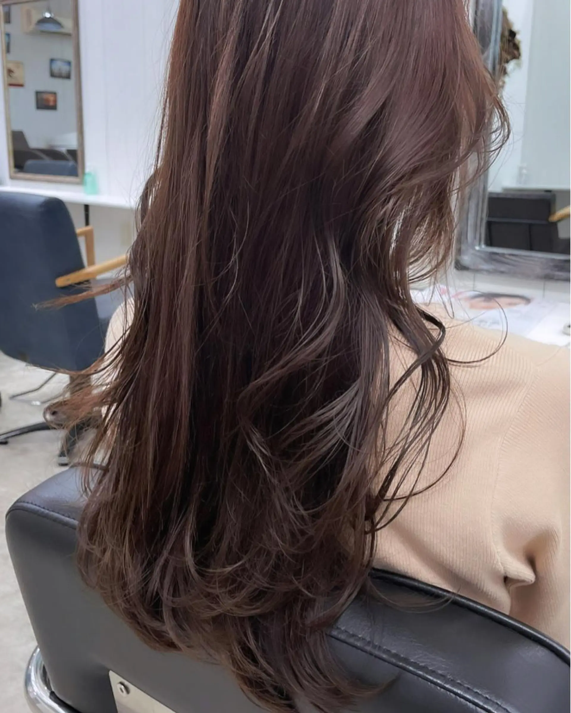 ロング カラー ヘアカラー Ann./艶髪 /レイヤーカットのヘアスタイル