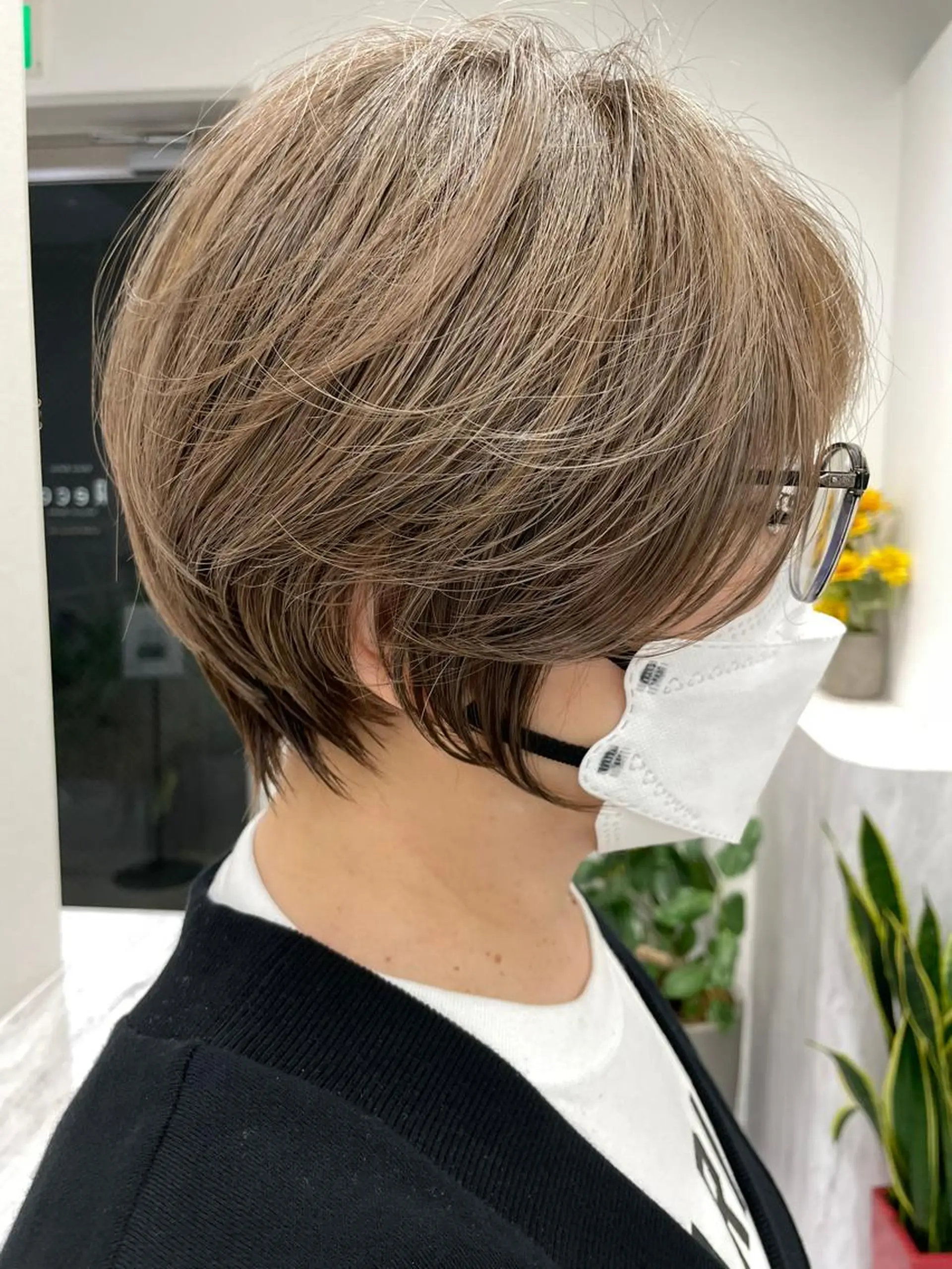 ショート カット ヘアカラー トリートメント ere hair salonのヘアスタイル