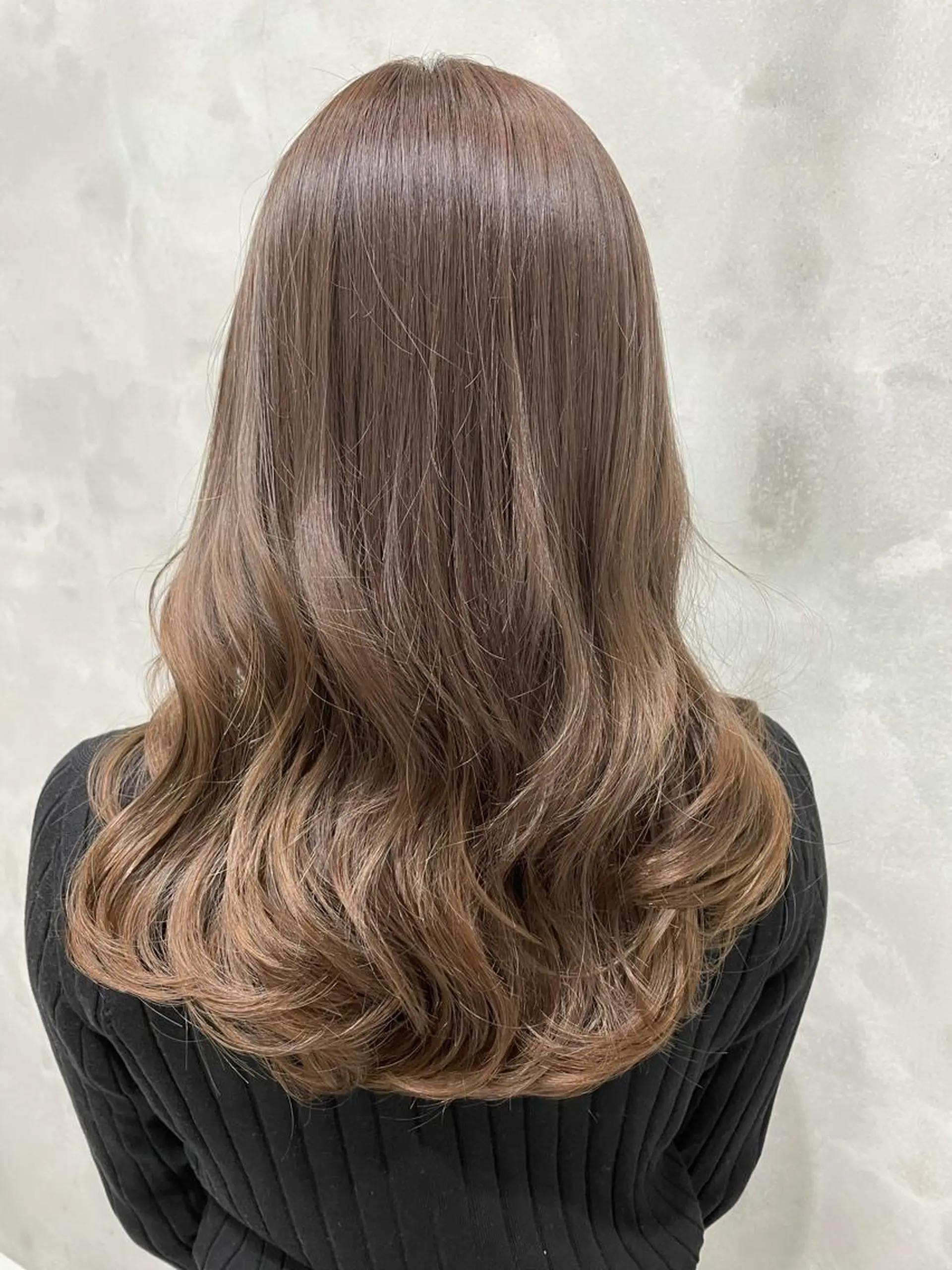 ロング カラー ベージュカラー ミルクティーベージュ volta∞knot所属・狩野 羅夢のヘアスタイル