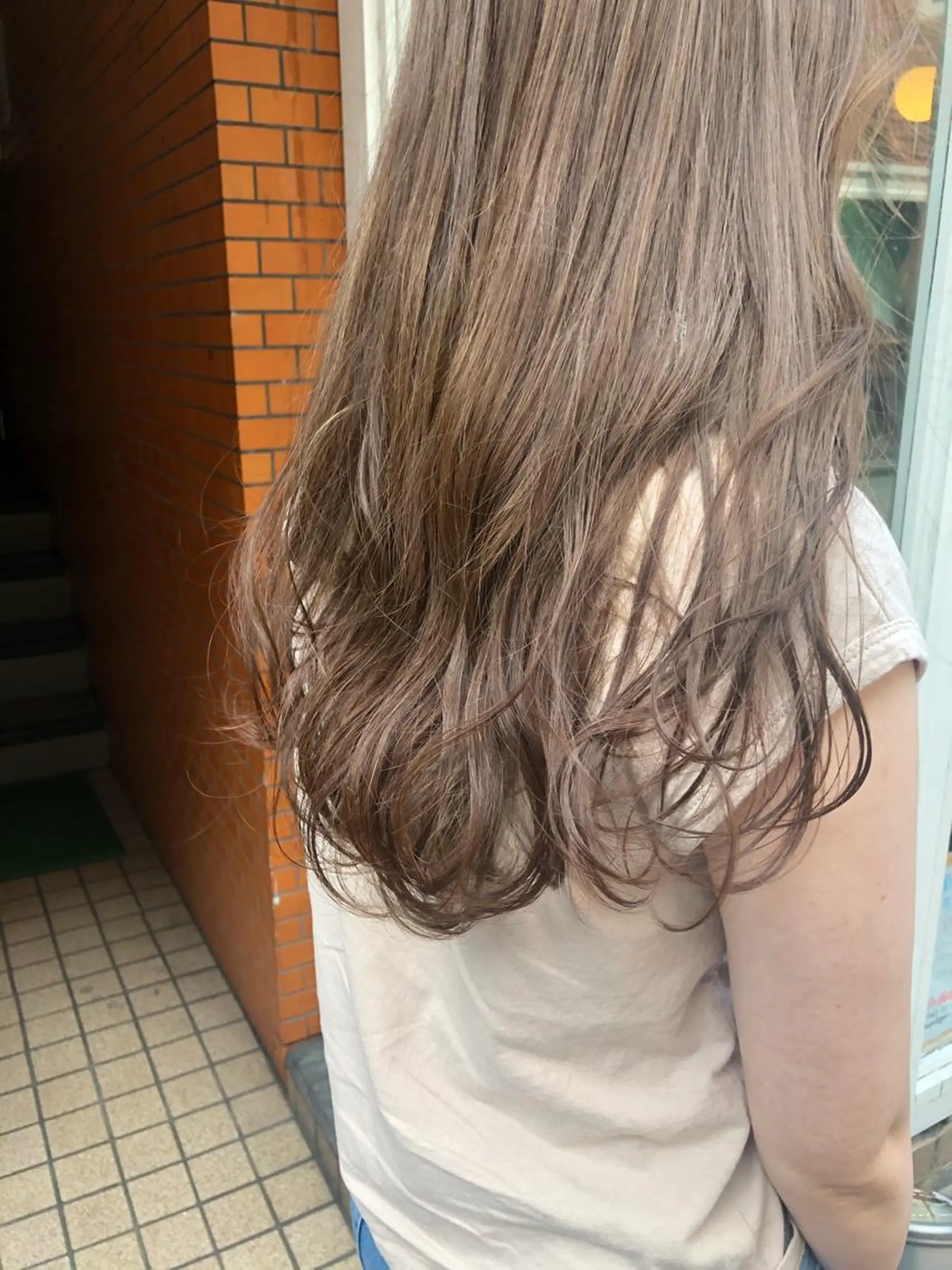 ミディアム カラー パーマ ヘアアレンジ メンズ キッズ ネイル マツエク・マツパ カット ヘアカラー トリートメント ヘアセット 艶髪育成サロン 京橋　shinのヘアスタイル