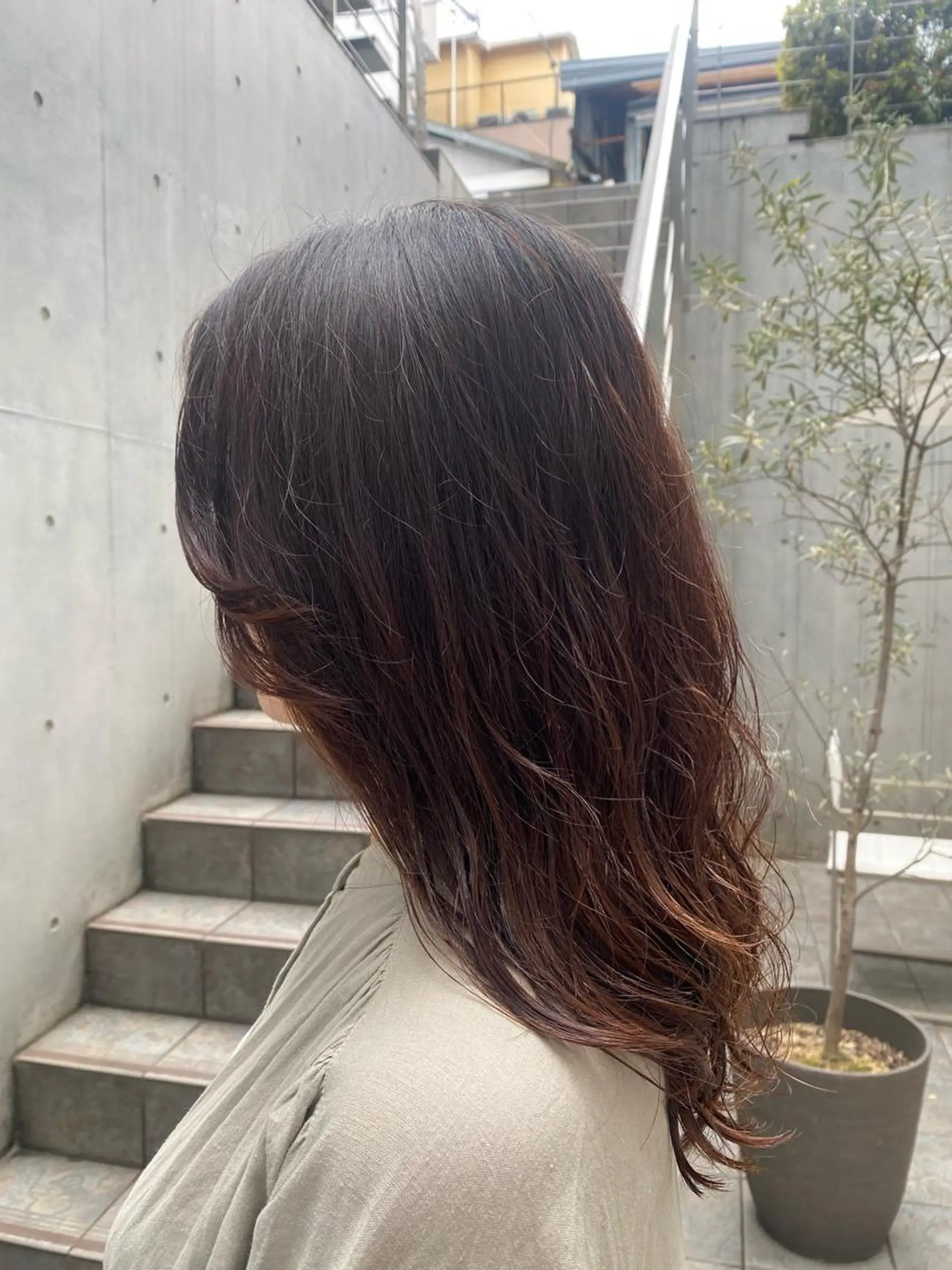 ロング RENJISHI  KICHIJOJI所属・🌈🧡ヤマダ ヒロナ🌈🧡のヘアスタイル