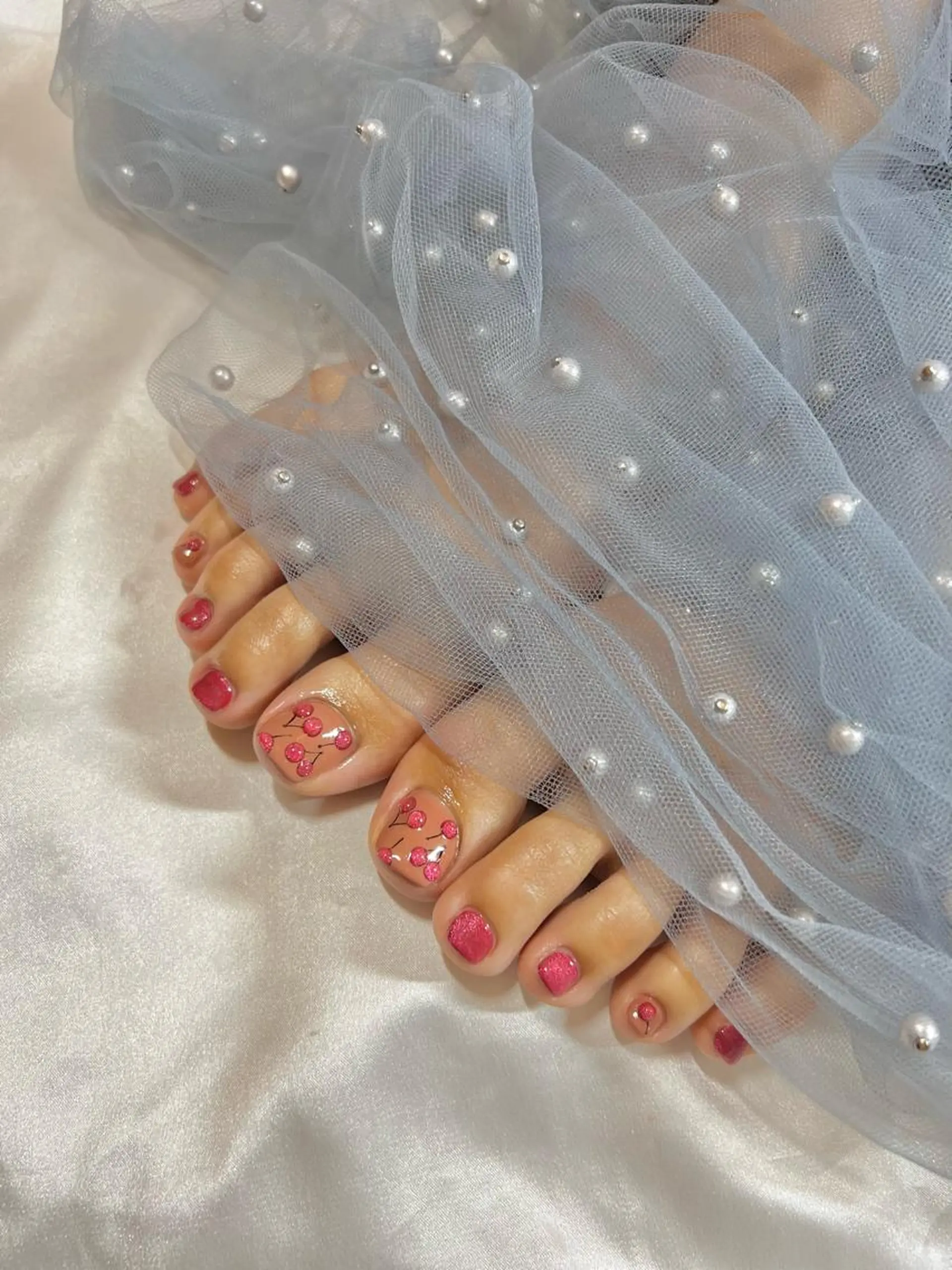 ネイル オーロラネイル ジェルネイル 韓国ネイル マグネットネイル ミラーネイル ちゅるんネイル🪄 耳ツボジュエリー🔗のネイルデザイン