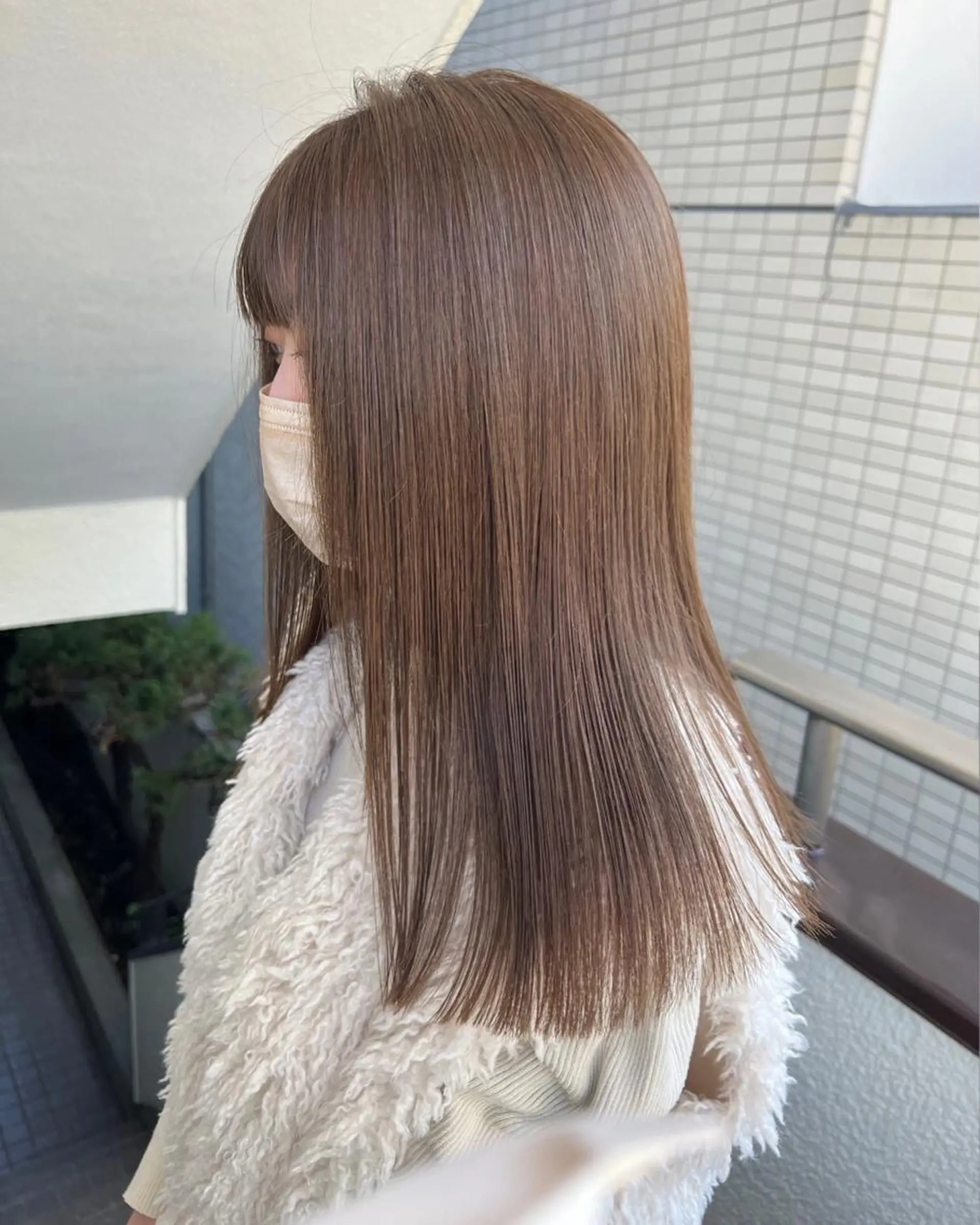 セミロング カラー まろやか透明感カラー ♡MANAのヘアスタイル