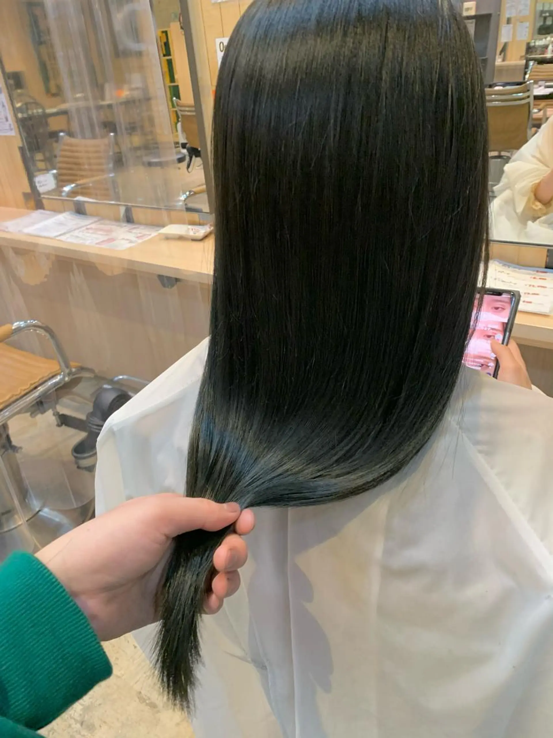 ロング 髪質改善 トリートメント 酸熱トリートメント SALOWIN表参道店所属・マンツーマン×半個室 まちだきょうすけのヘアスタイル