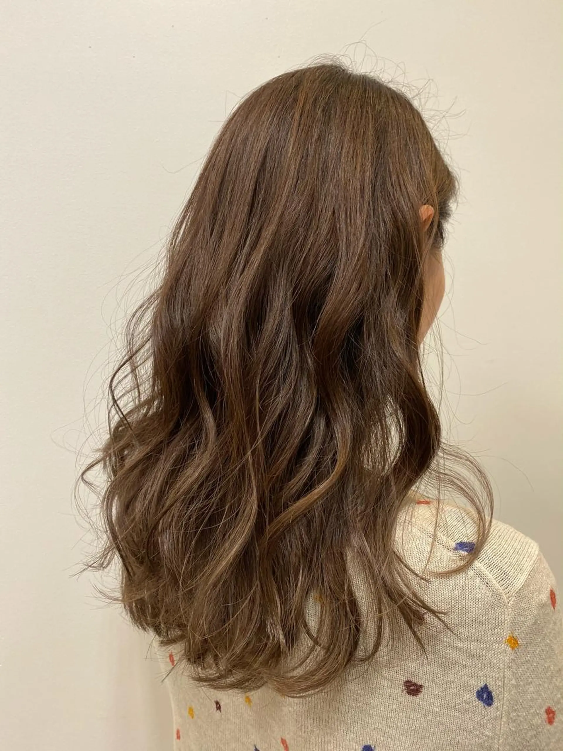 ロング カラー アッシュ 透明感カラー 外国人風カラー デザインカラー🌈 高木リョウのヘアスタイル