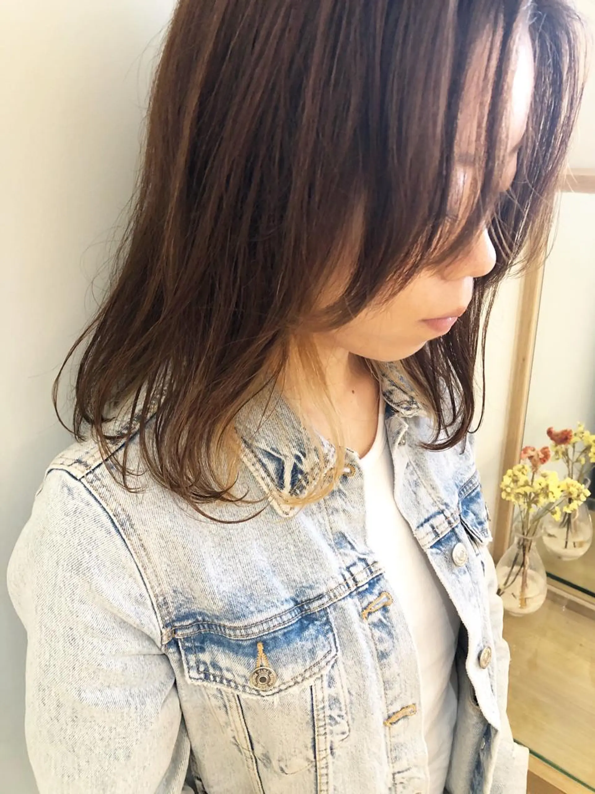 ミディアム カラー ミディアムレイヤー レイヤーカット カット ヘアカラー トリートメント ケアブリーチ/ エクステ/レイヤーのヘアスタイル