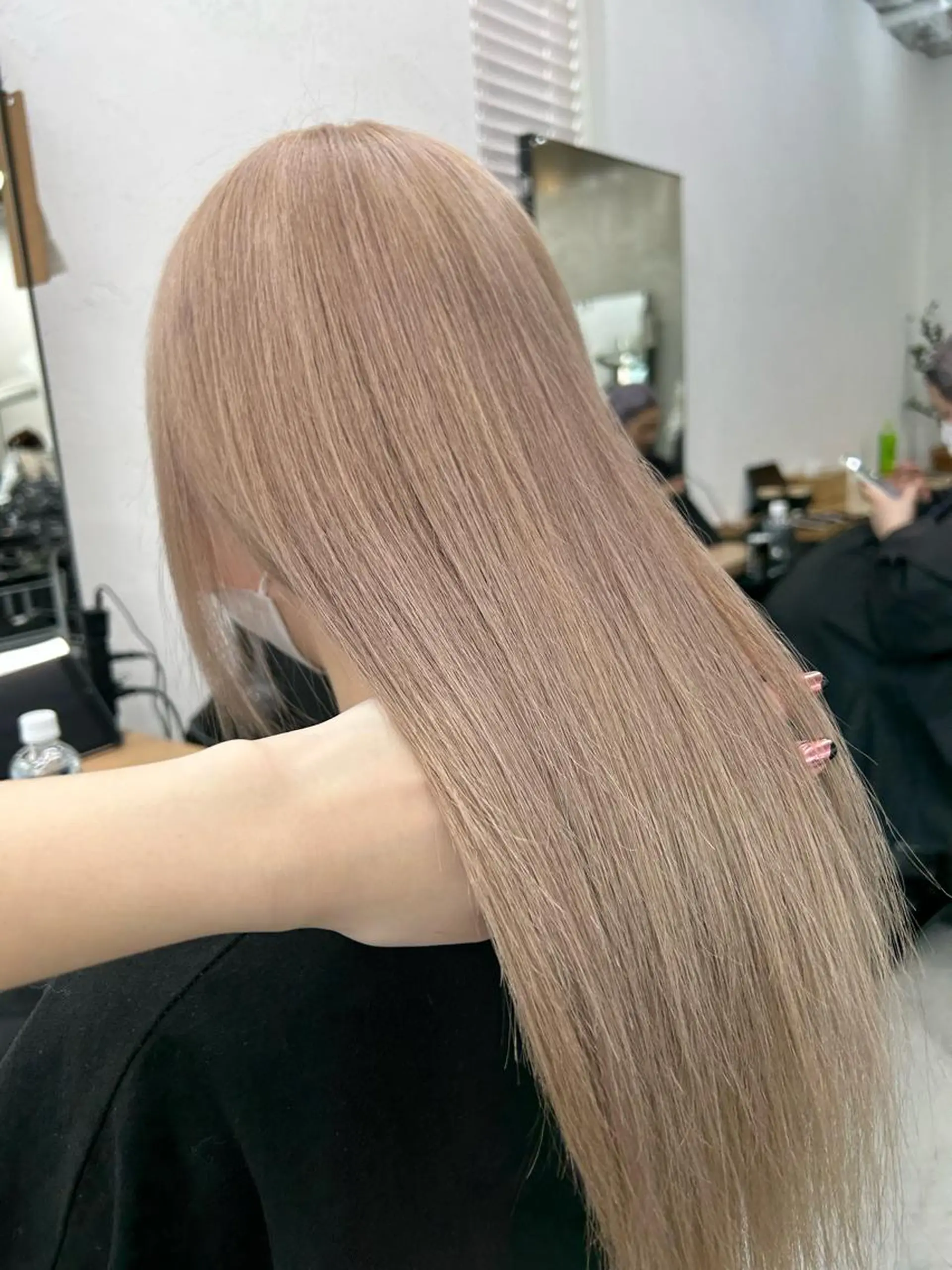 ロング カラー ベージュカラー トリートメント ヘアカラー トリートメント 韓国/ハイトーン/ ボブ🎀MIKU🎀のヘアスタイル