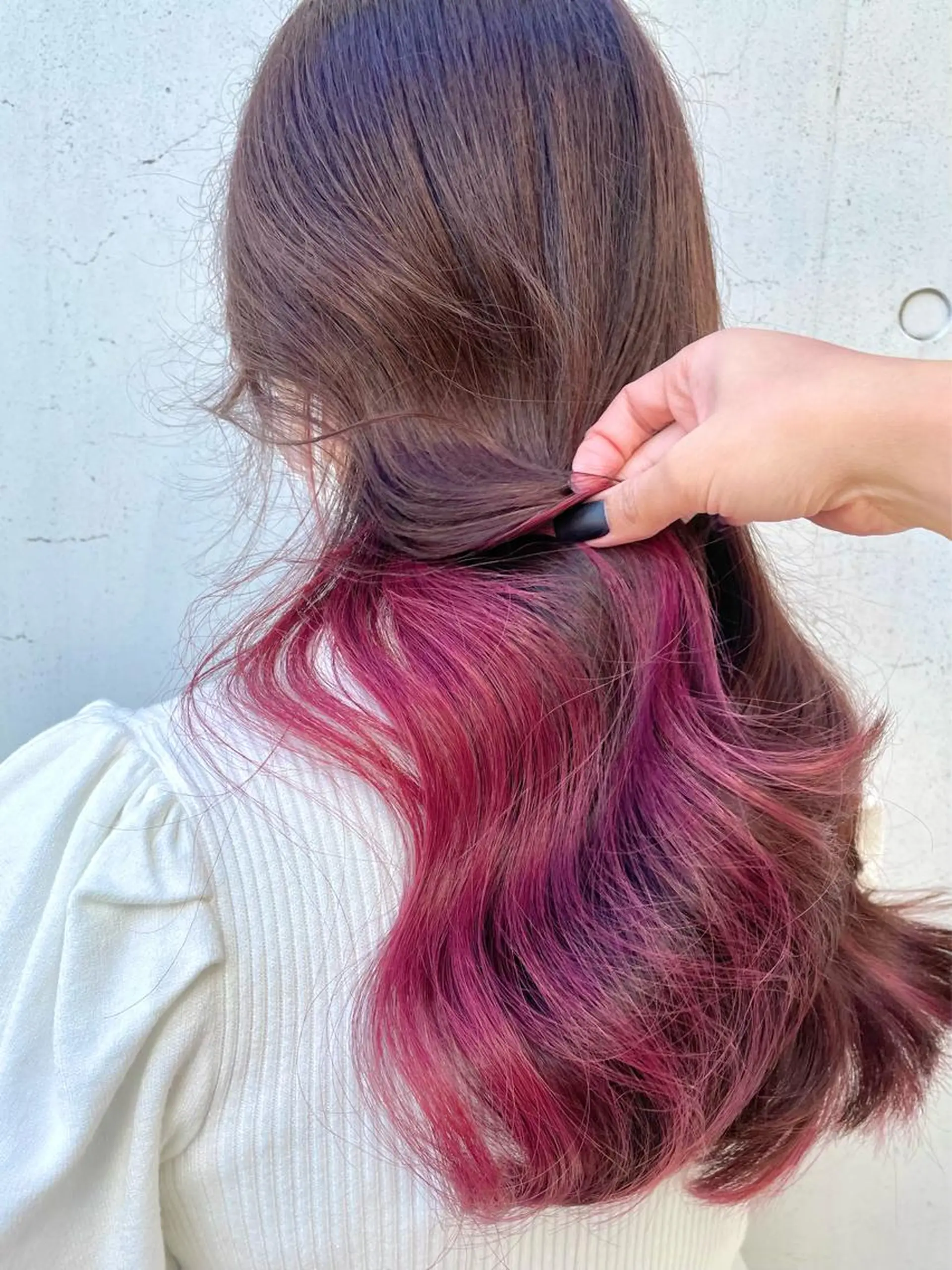 ロング カラー アディクシーカラー ブリーチ ケアブリーチ ダブルカラー イヤリングカラー ヘアカラー 藤澤 夏実/インナーカラーのヘアスタイル