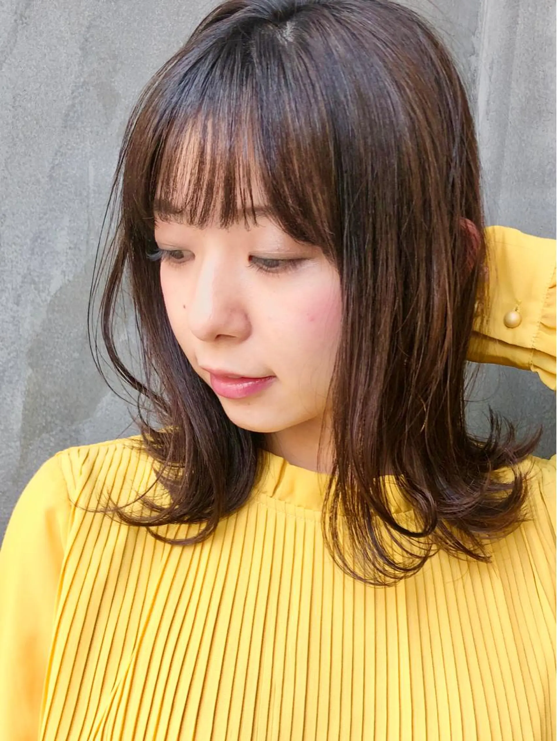 ミディアム カラー ベージュカラー レイヤーカット 外ハネヘア Mogami Kengoのヘアスタイル
